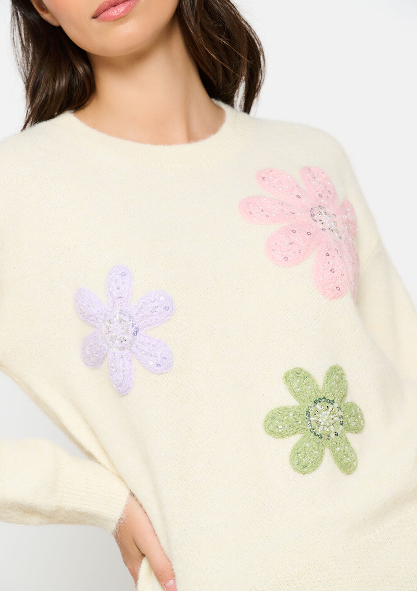 Pullover with stitched flowers - VANILLA WHITE - 04006618_1013