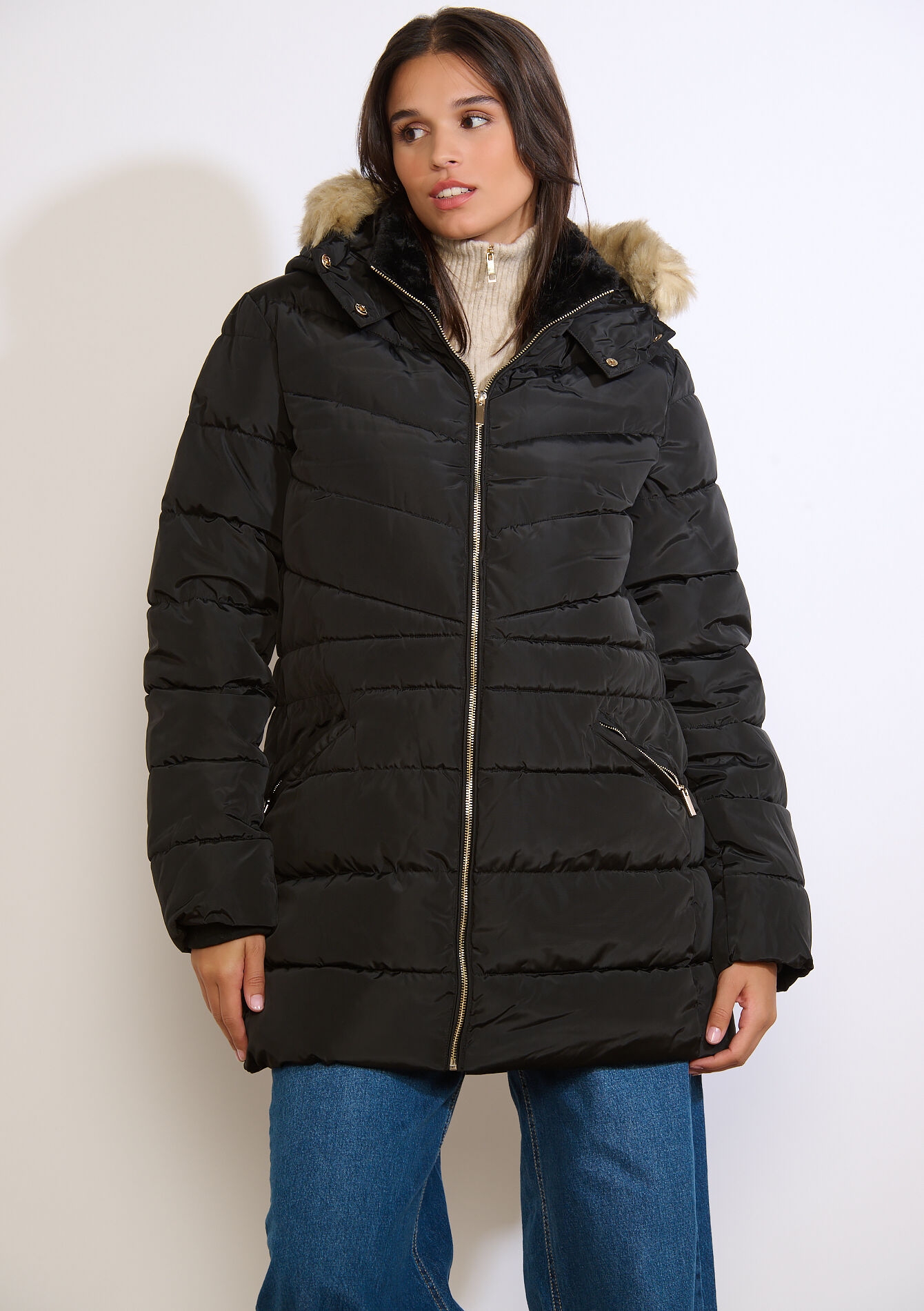 Gewatteerde jas met imitatiebontkap, Gewatteerde jas met imitatiebontkap - BLACK - 23000755_1119