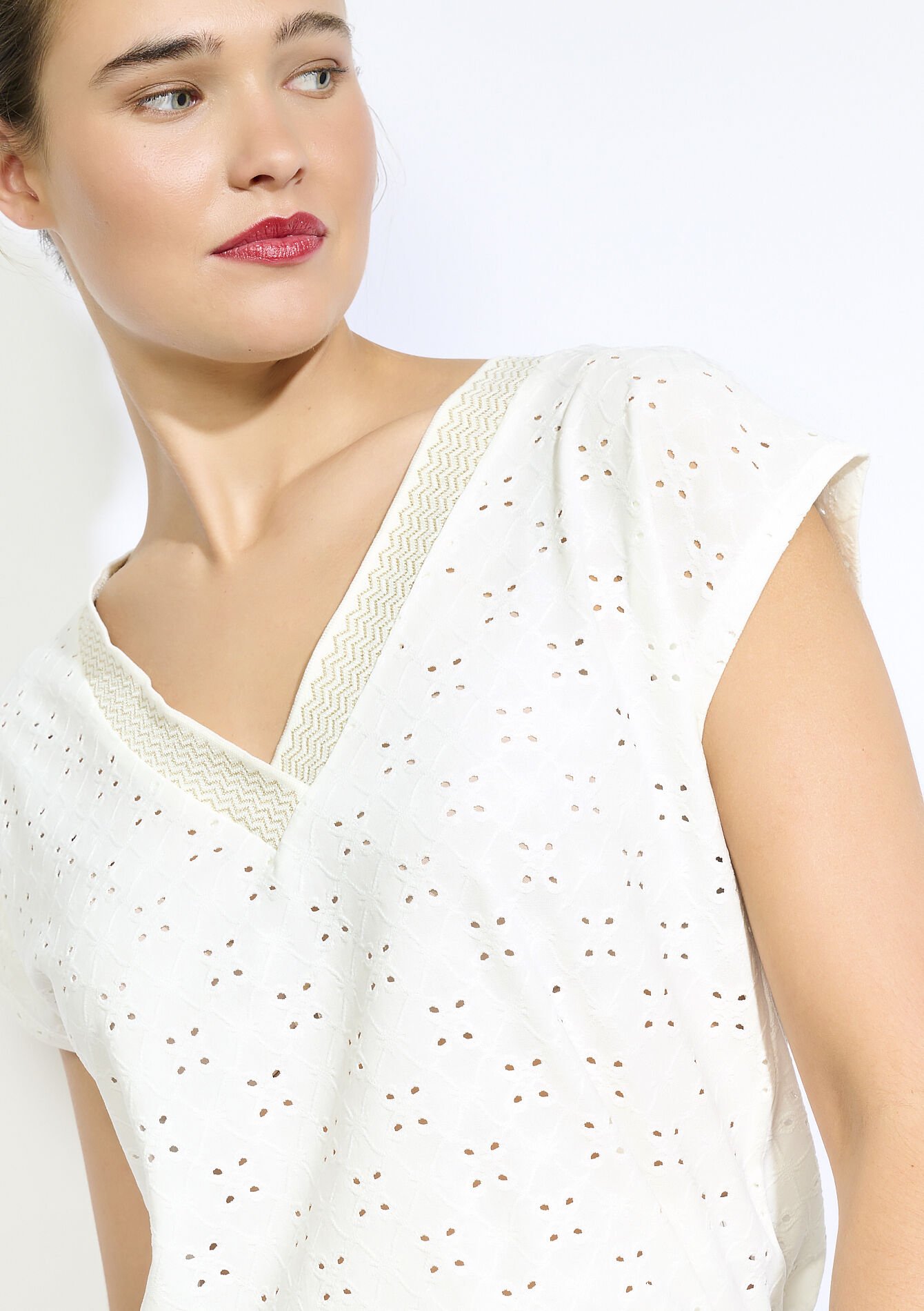 Embroidered cotton top, Embroidered cotton top - OPTICAL WHITE - 02301848_1019
