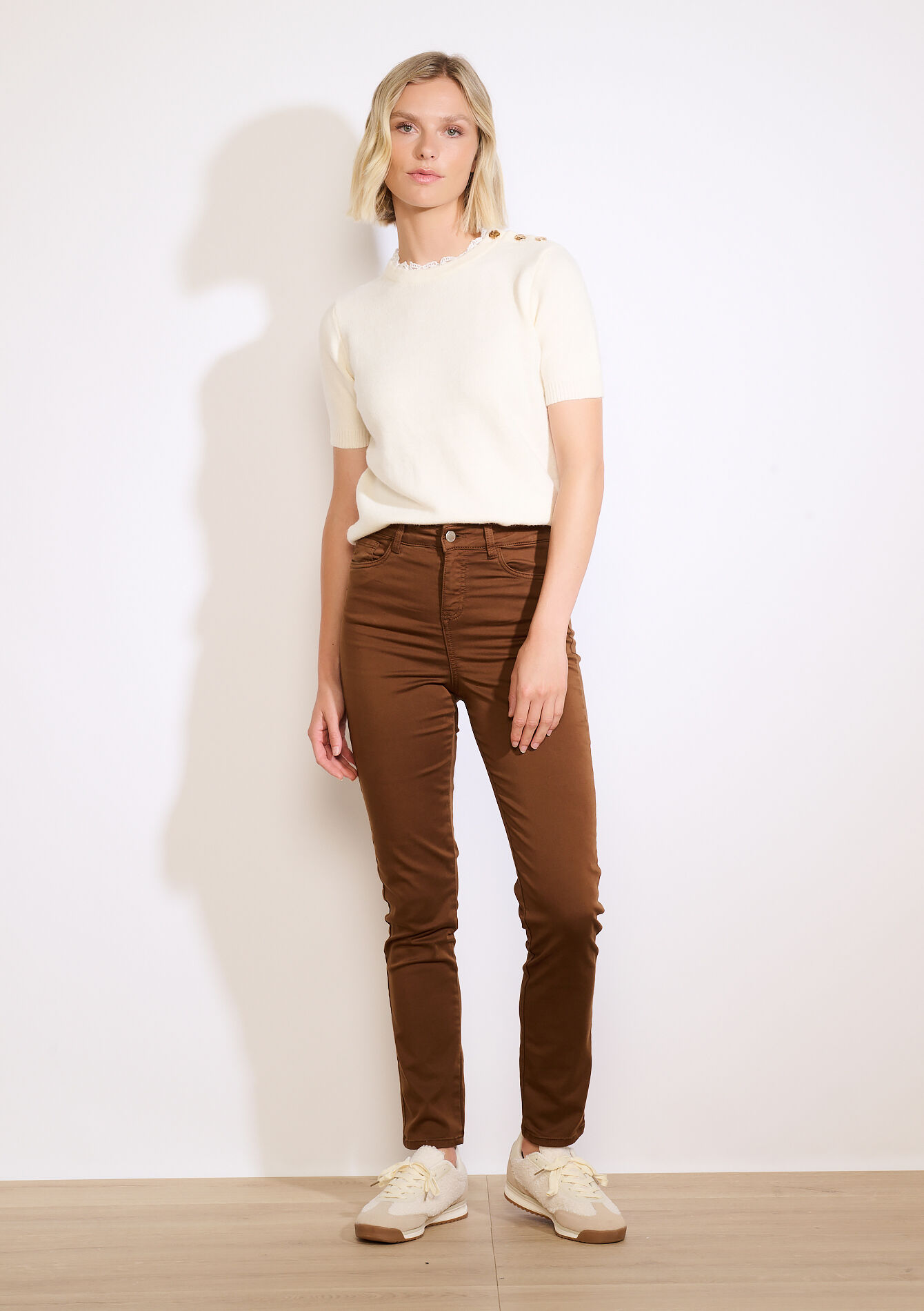 Knit with golden buttons - VANILLA WHITE - 04006980