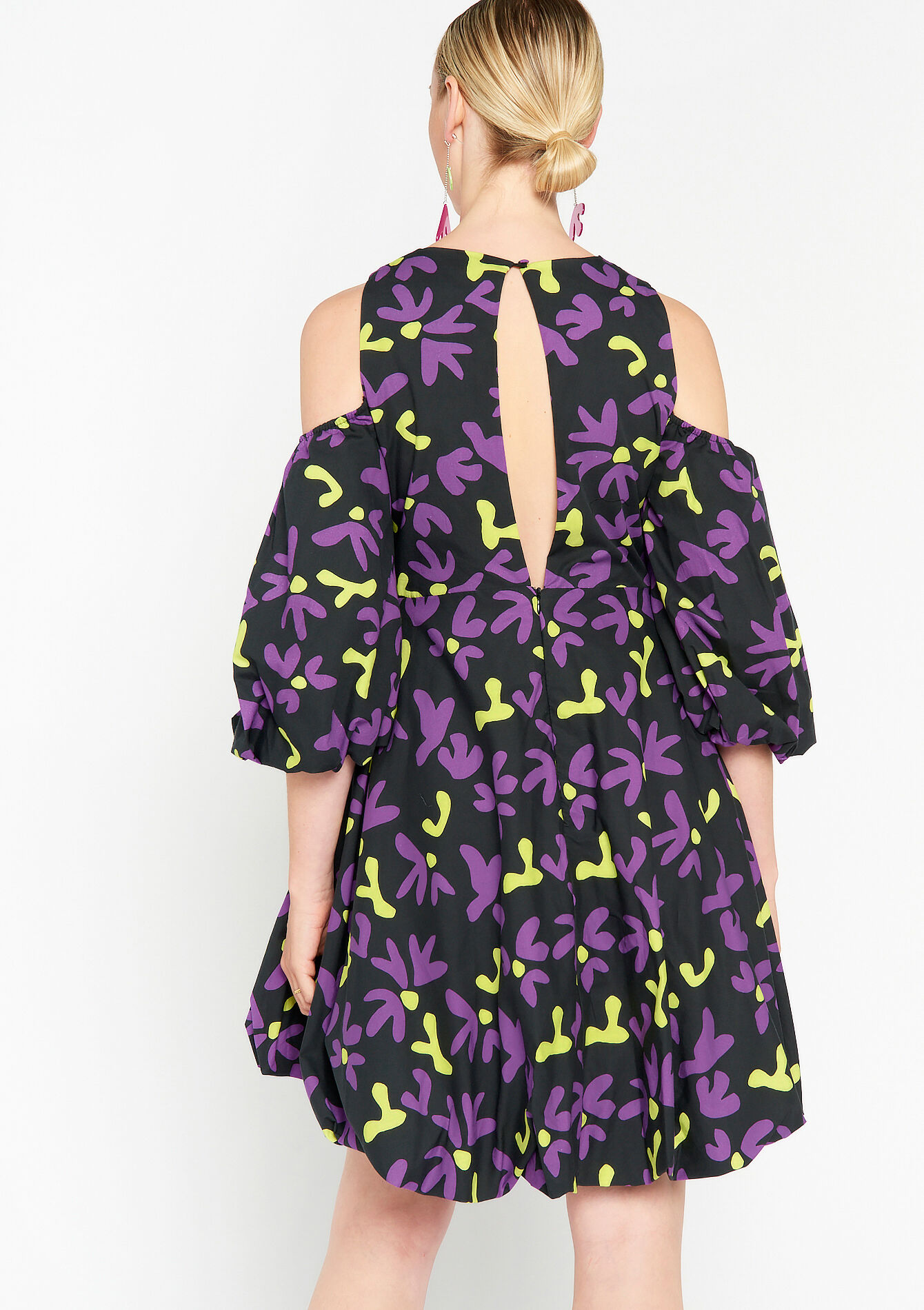 Jurk met open schouders - BLACK - 08103258_1119