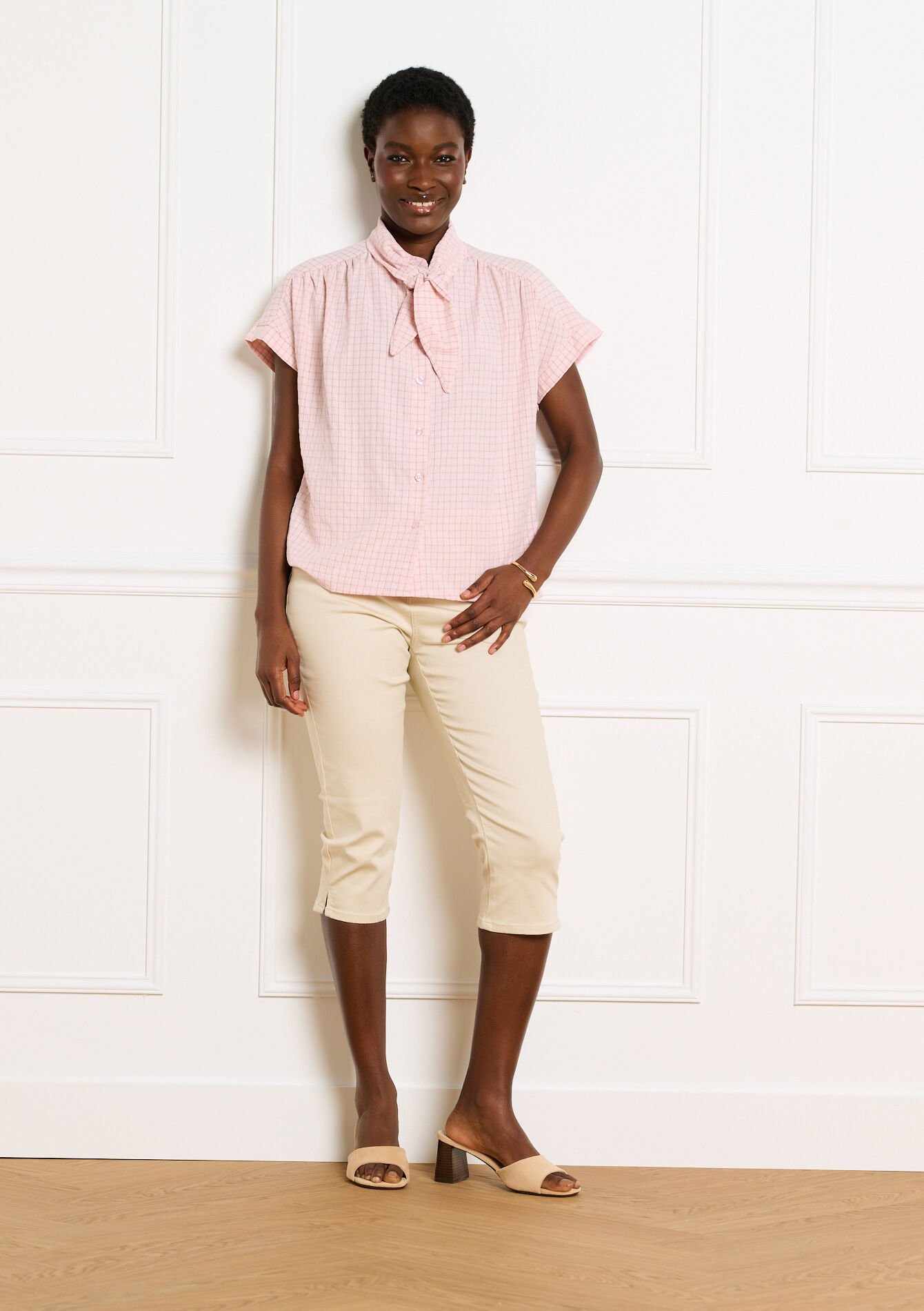 Capri broek met slanke pasvorm - LT BEIGE - 06004655_2527