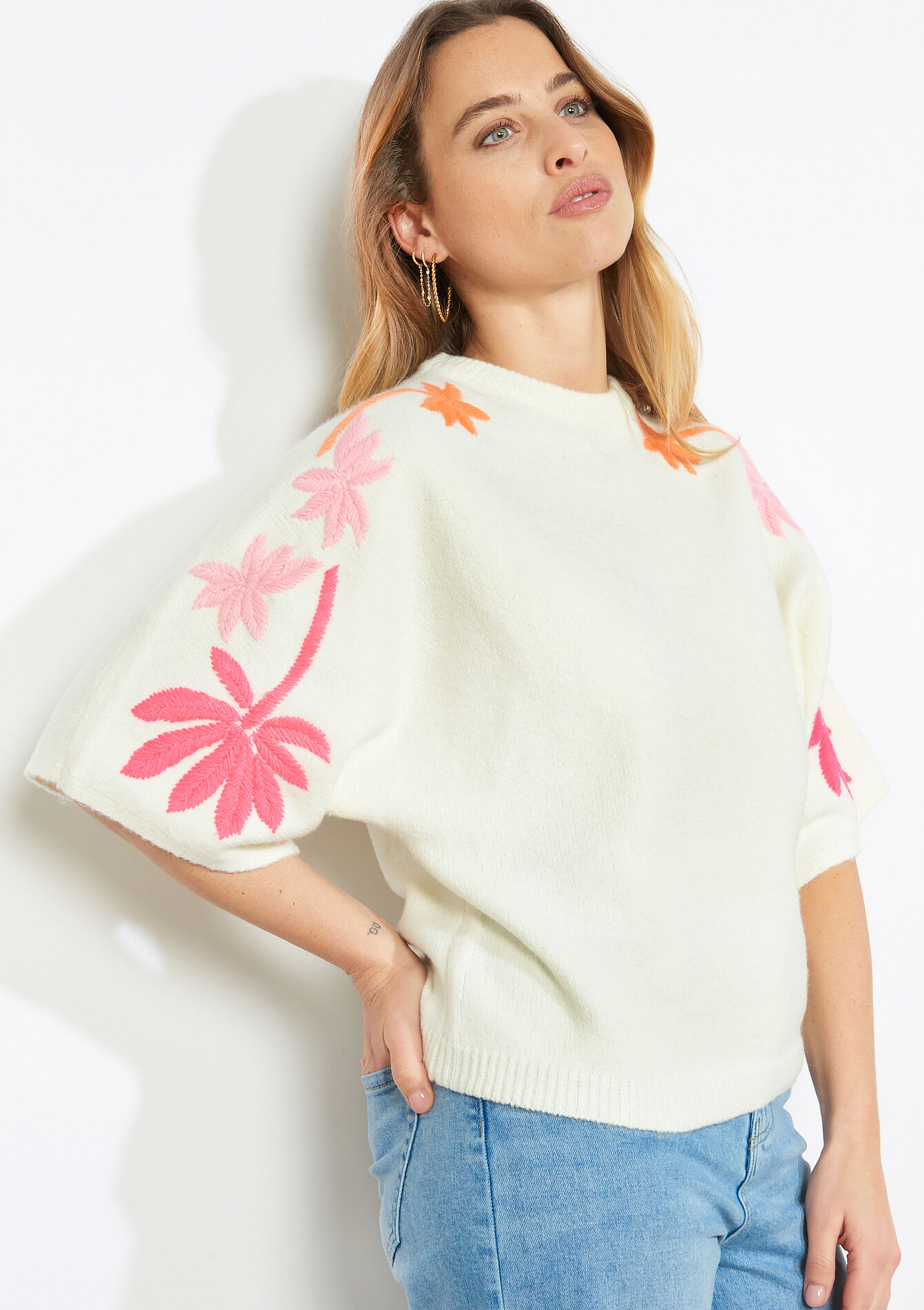 Pull à fleurs brodées - VANILLA WHITE - 04007194_1013