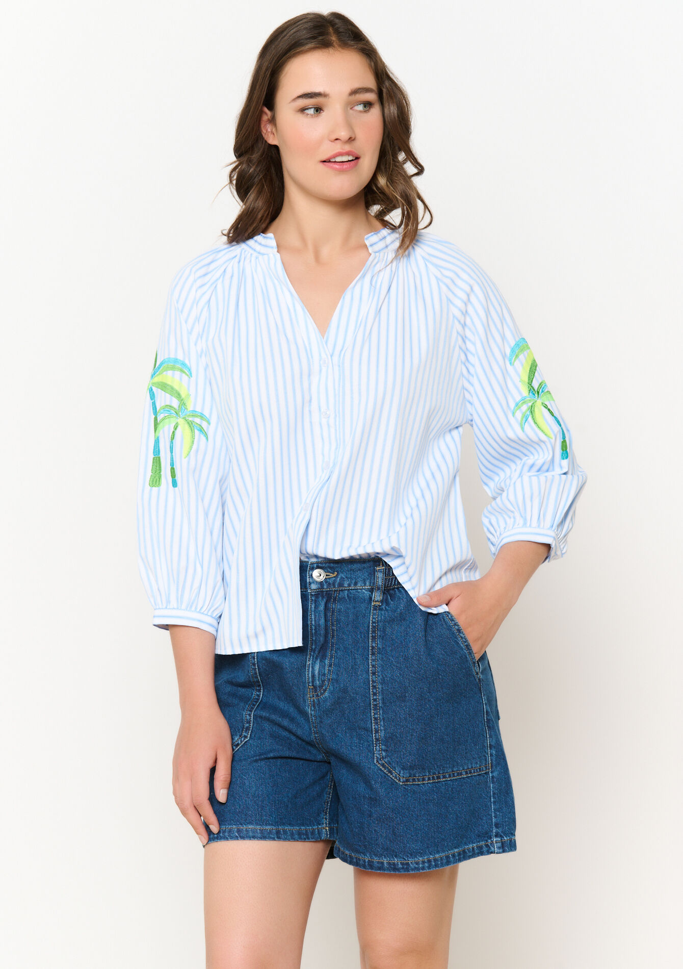 Hemd met geborduurde palmbomen, Hemd met geborduurde palmbomen - BLUE PASTEL - 05702723_3003