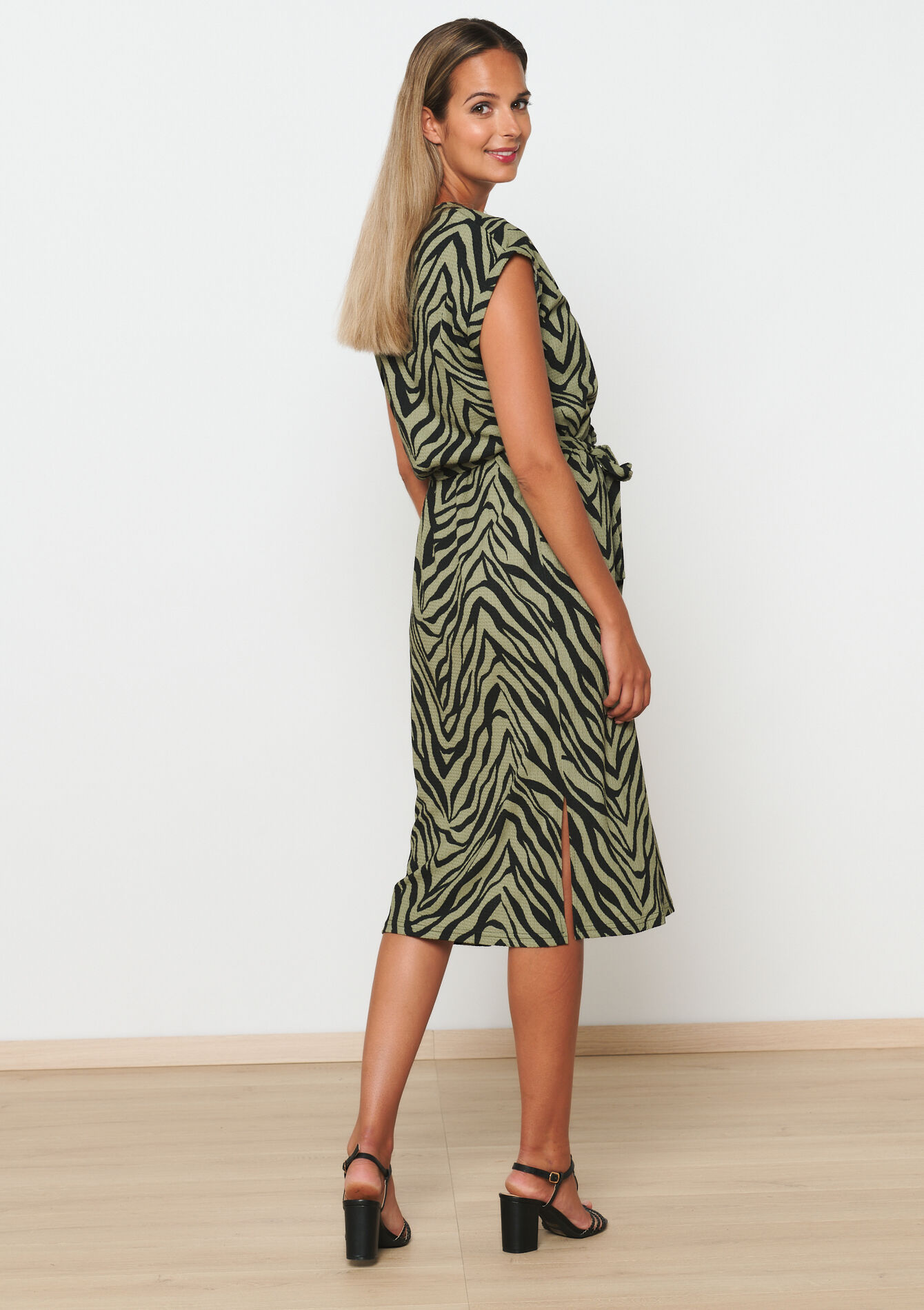 Rechte jurk met zebraprint - KHAKI MED - 08103796