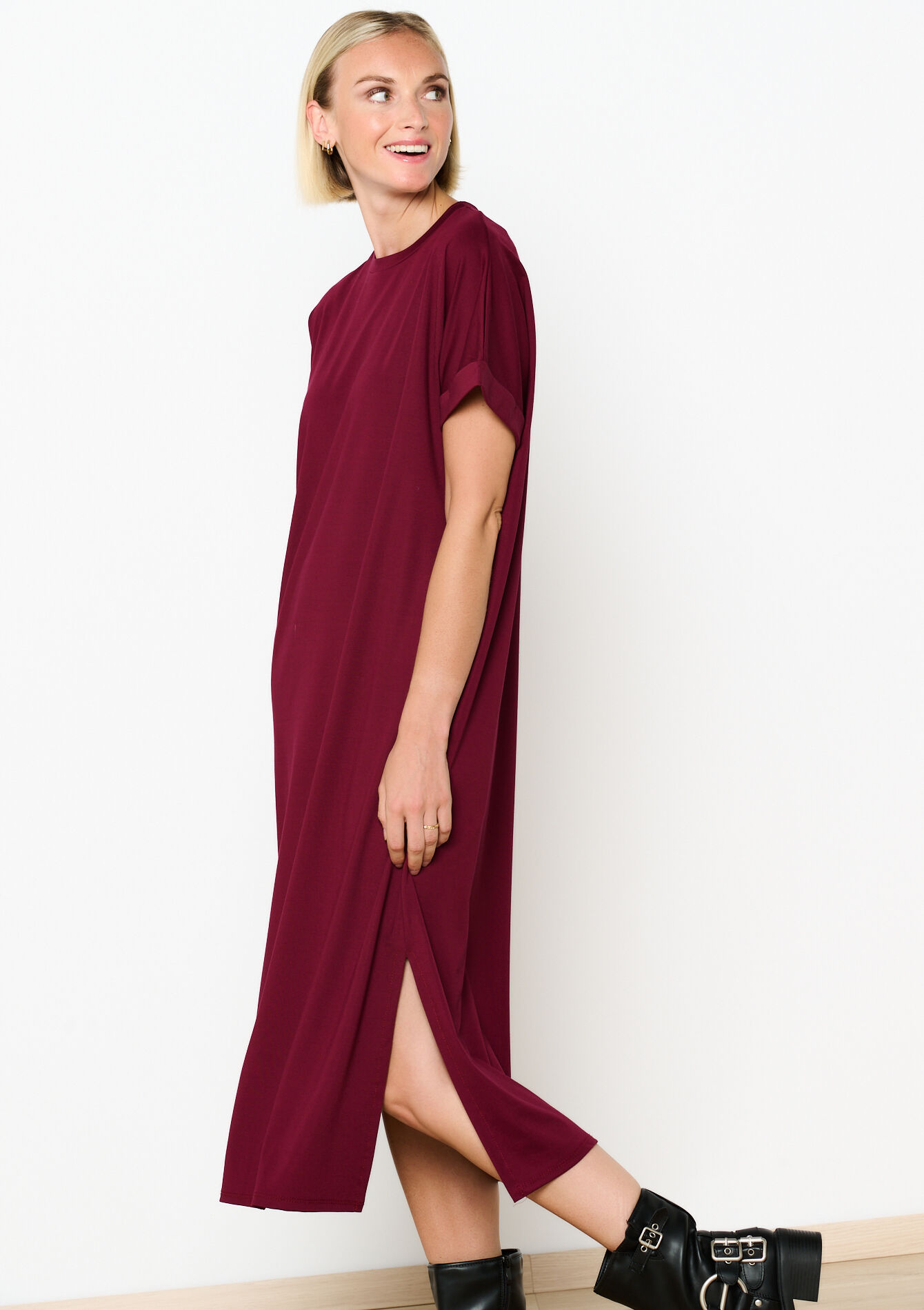 Maxi T-shirtjurk - BORDEAUX WINE - 08103825_5514