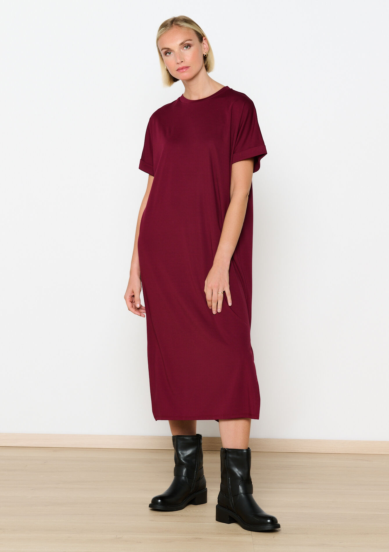 Maxi T-shirtjurk - BORDEAUX WINE - 08103825_5514