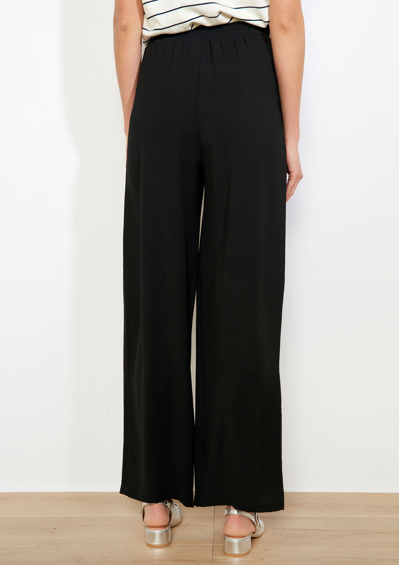 Zwarte losvallende broek, Zwarte losvallende broek - BLACK - 06601106_1119