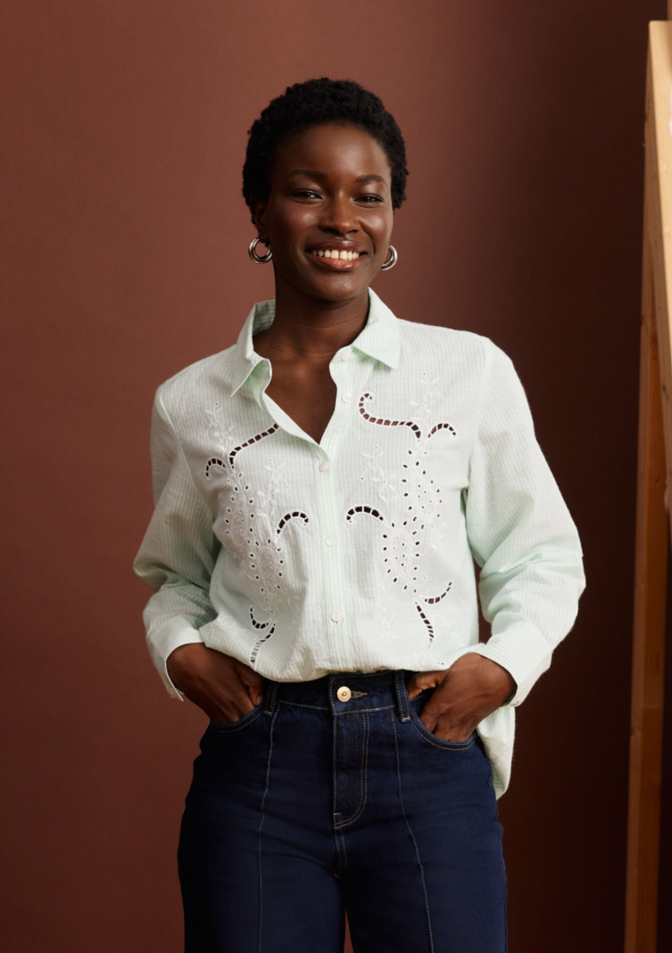 Chemise brodée à rayures, , back