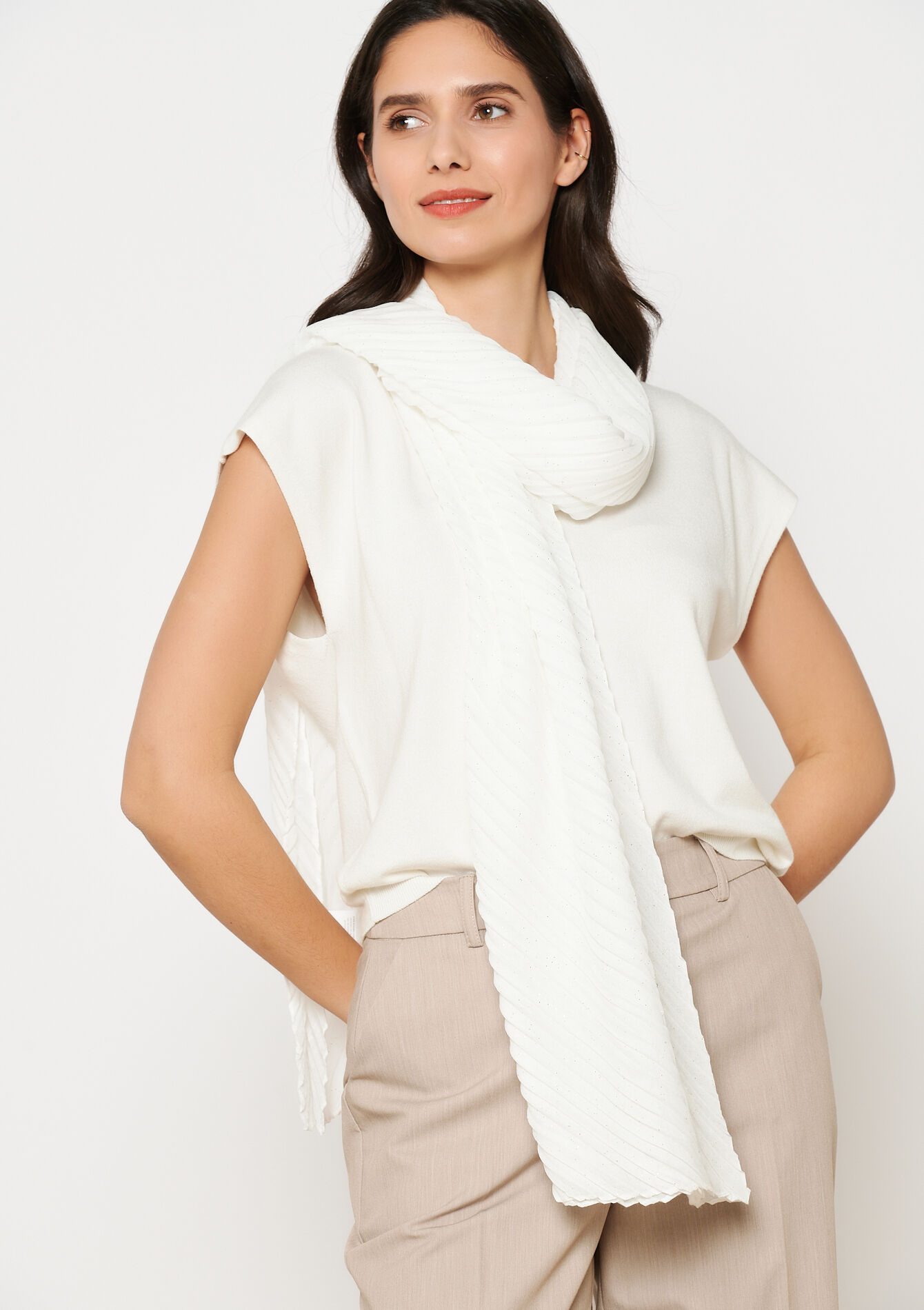 Scarf with plissé and sequins, Scarf with plissé and sequins - VANILLA WHITE - 1119607