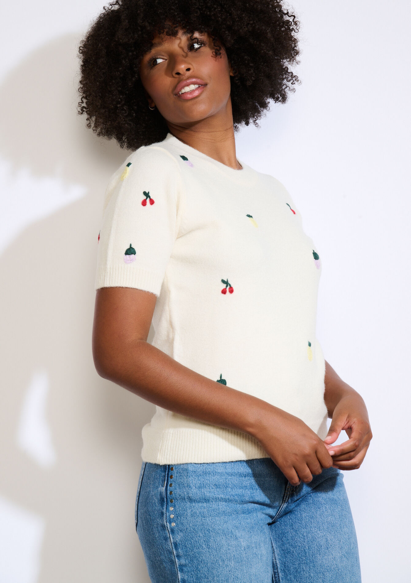 Embroidered fruit knit - VANILLA WHITE - 04006982