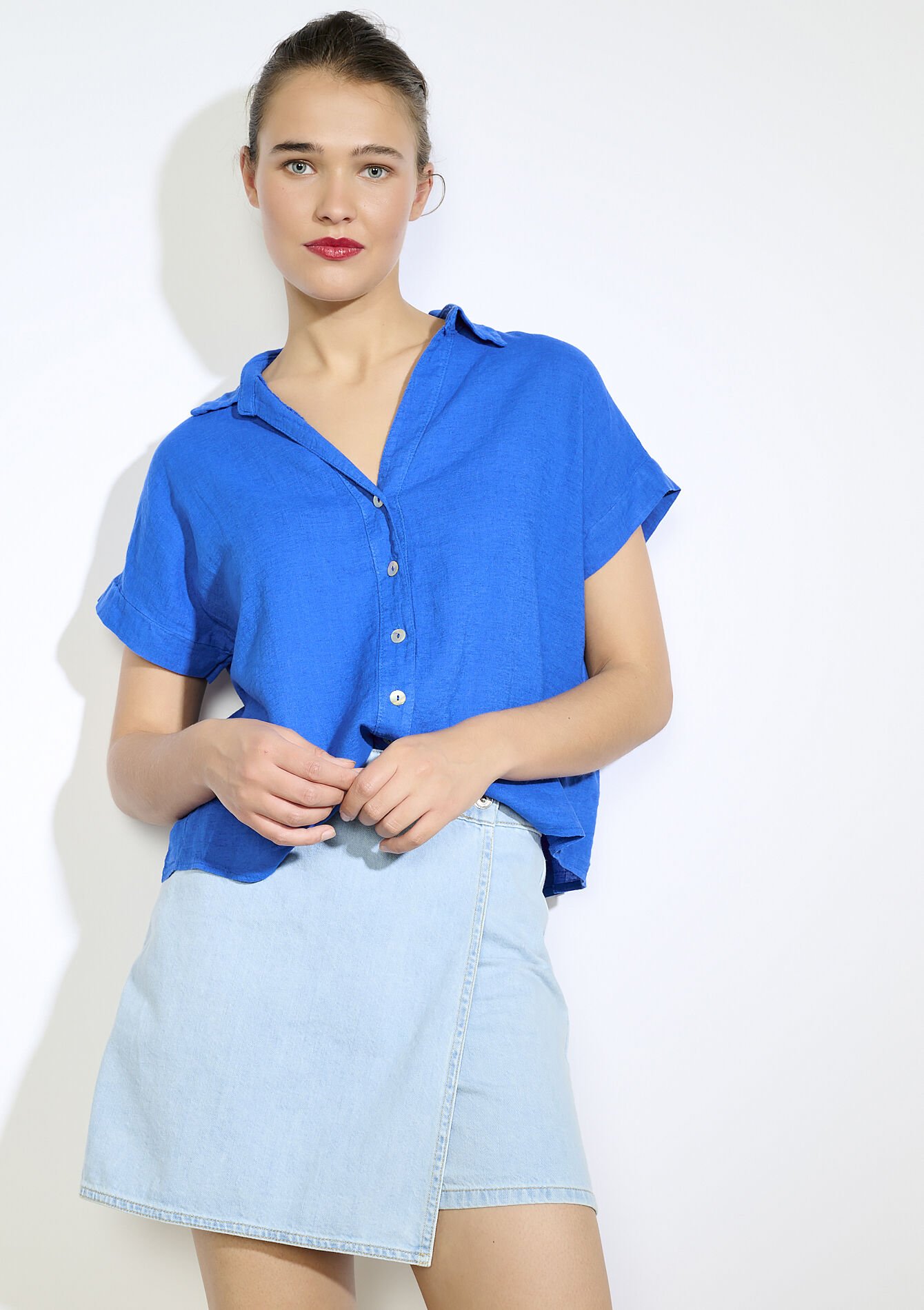 Linnen blouse met knoopsluiting - ELECTRIC BLUE - 05702839_1619
