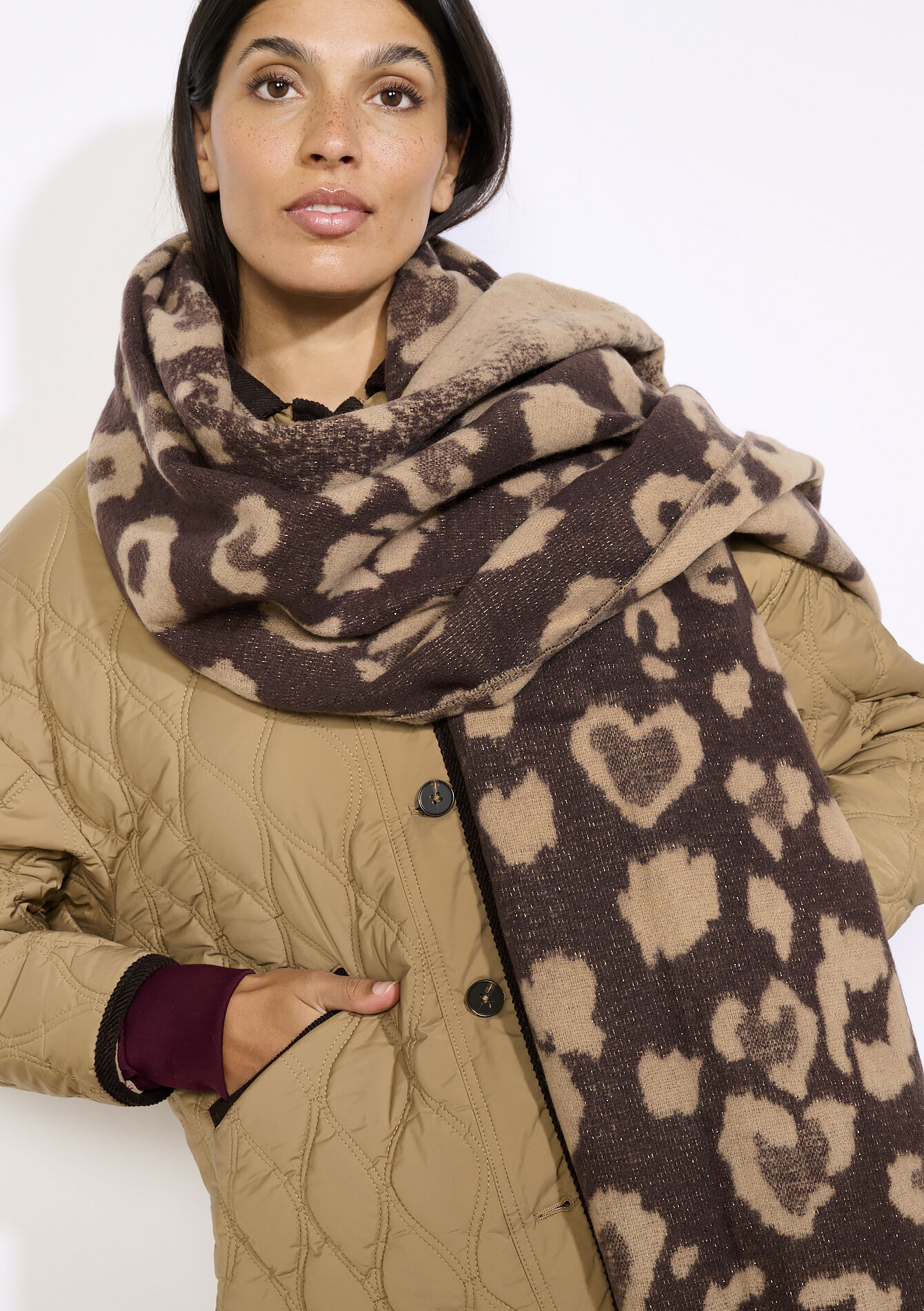 Écharpe à motif léopard, Écharpe à motif léopard, , detail_model