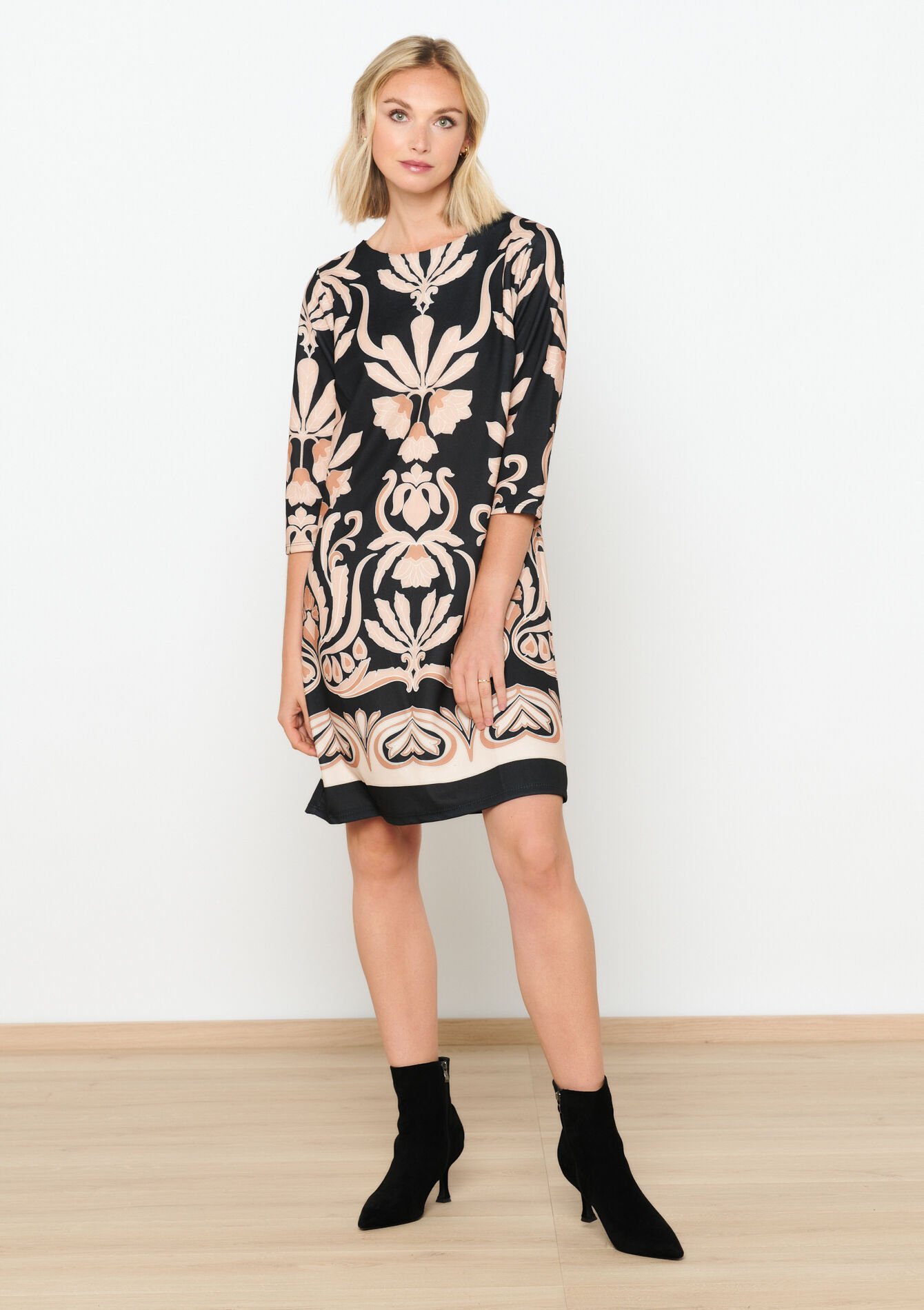 Rechte jurk met print, Rechte jurk met print - BLACK - 08103452_1119