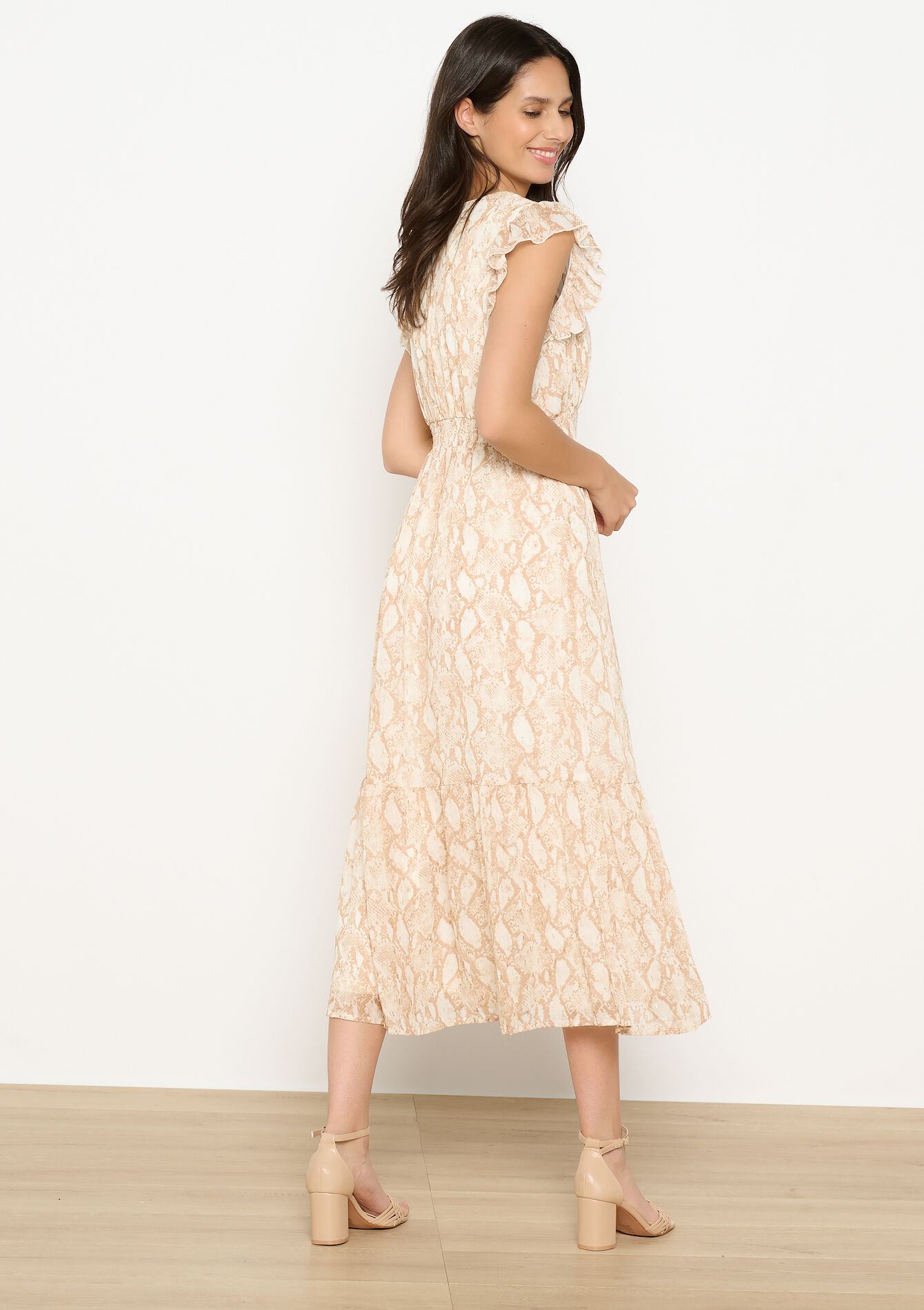 Lange jurk met slangenprint en ruches, Lange jurk met slangenprint en ruches - LT BEIGE - 08103942_2527