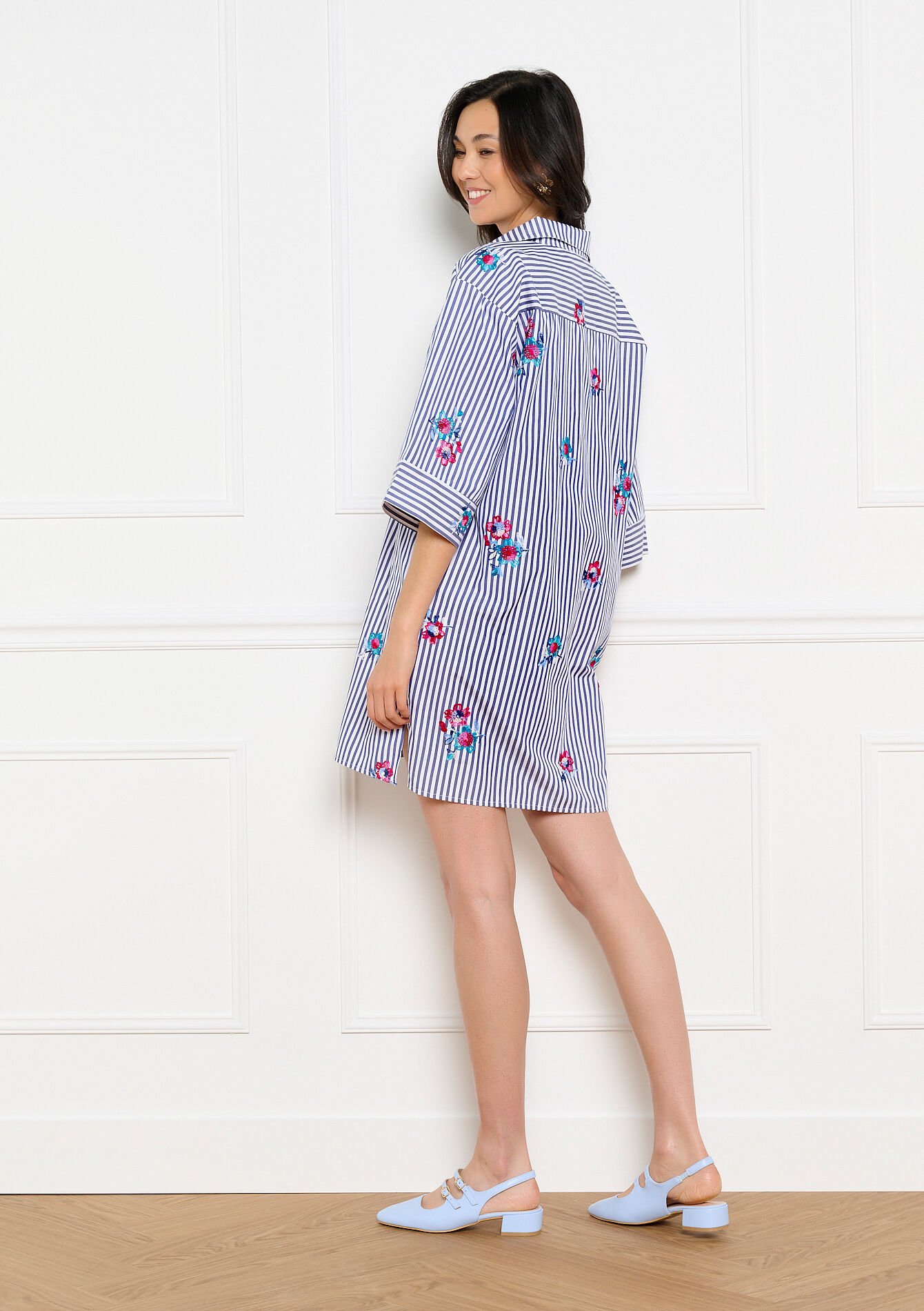 Geborduurde mini hemdjurk - OPTICAL WHITE - 08104467_1019