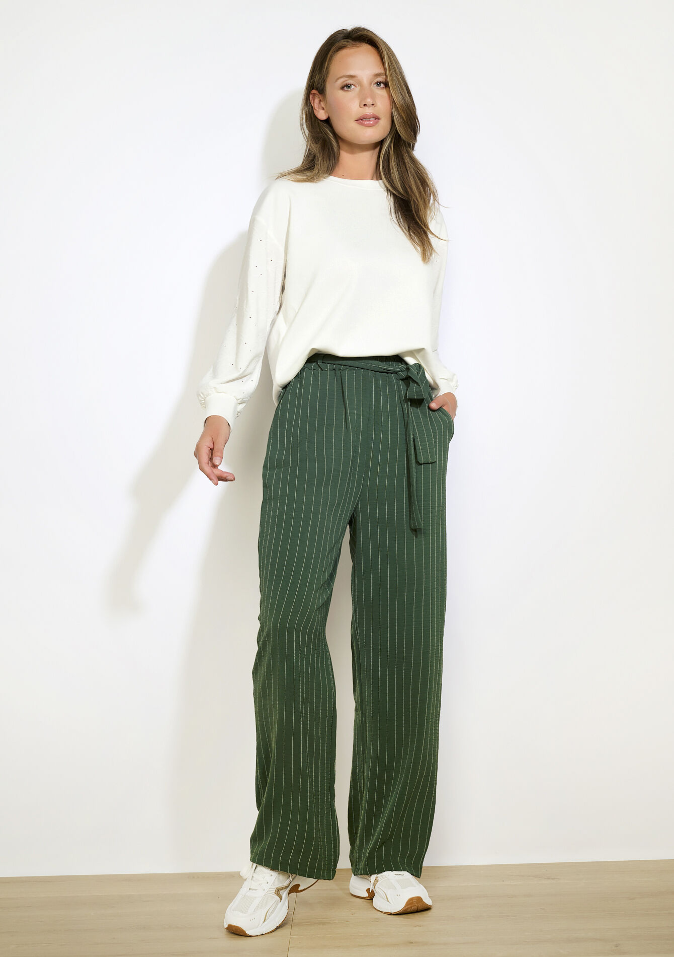 Pantalon fluide à rayures, , back