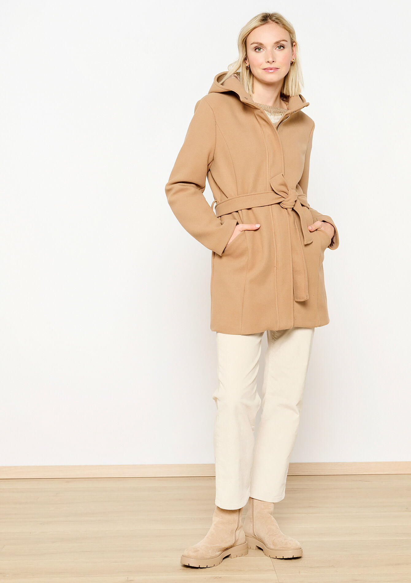 Duffeljas met capuchon, Duffeljas met capuchon - LIGHT CAMEL - 23000657_3814