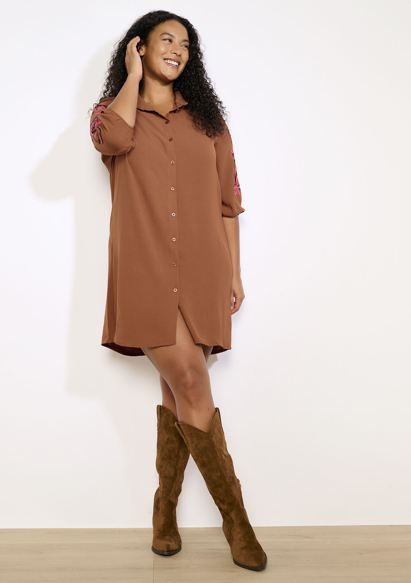Robe chemise brodée, Robe chemise brodée - CARAMEL - 08104381_1953