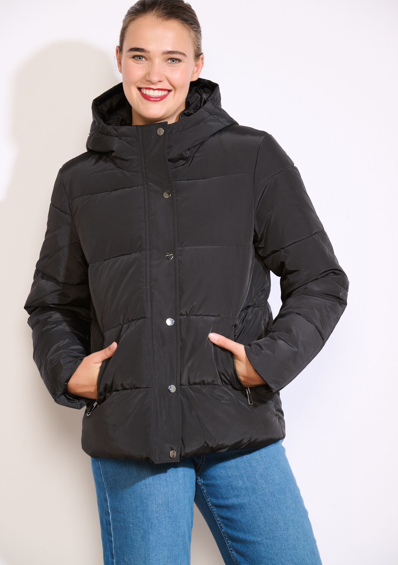 Doudoune courte matelassée, , back