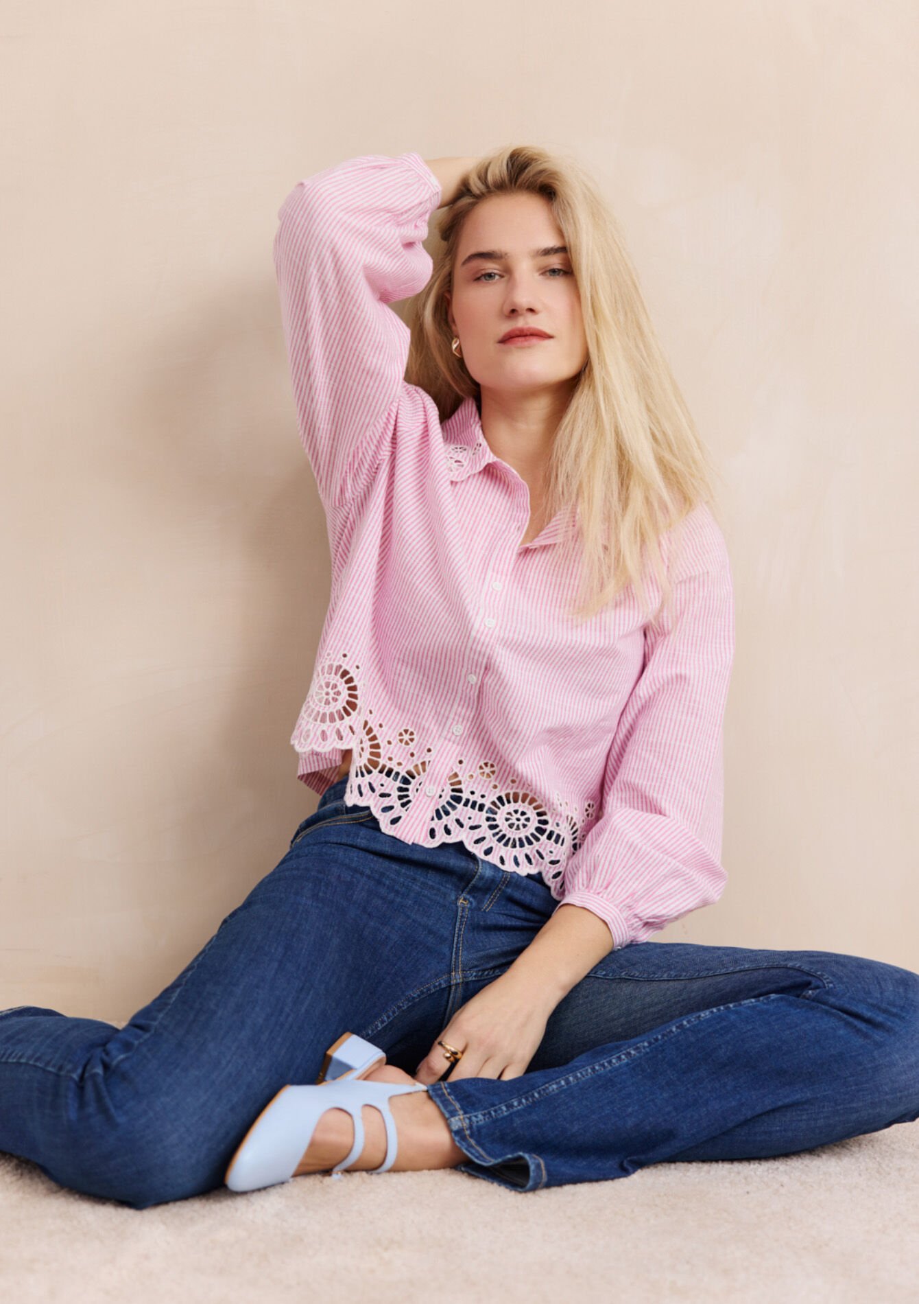 Geborduurde blouse met ajourzoom, , back