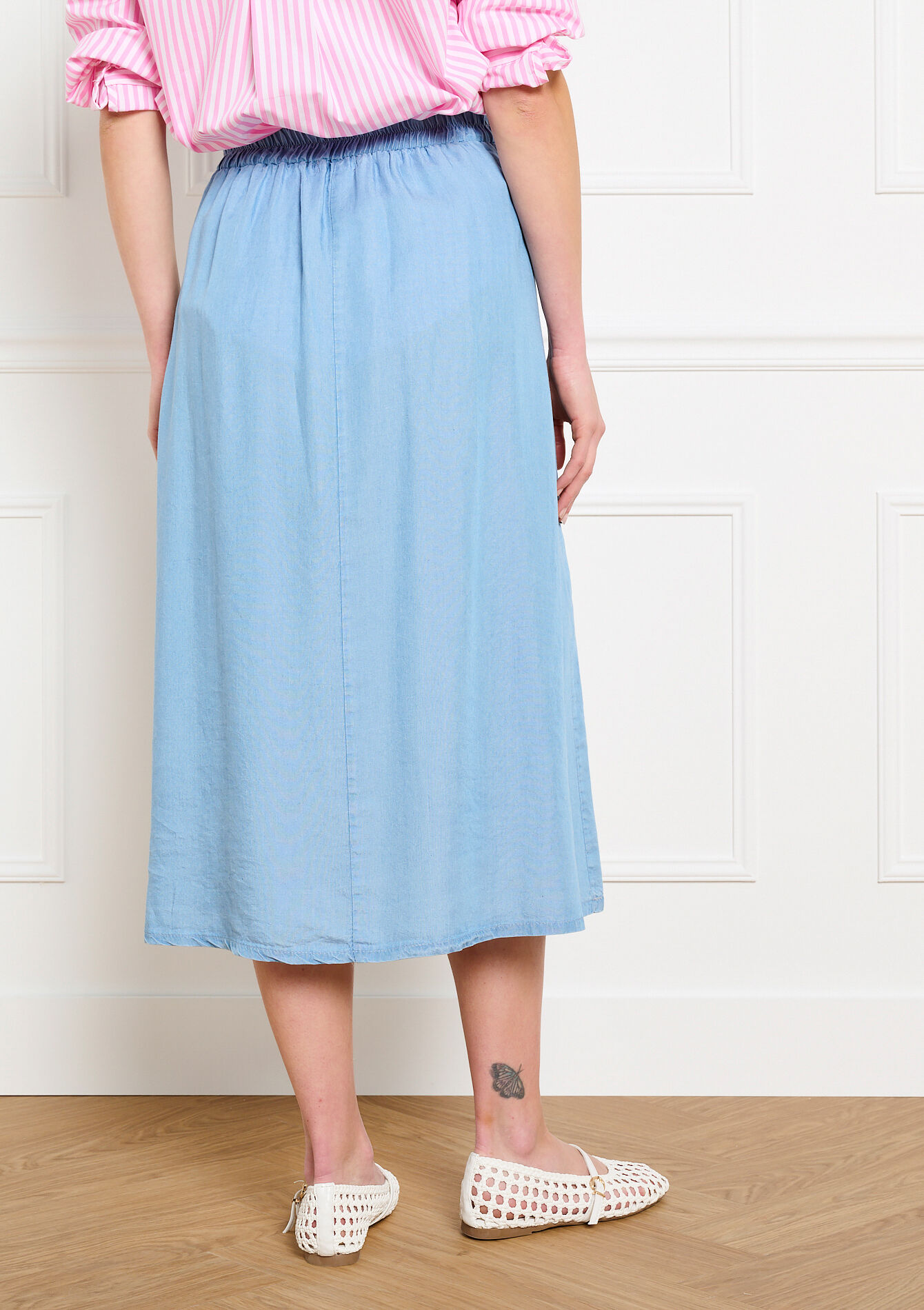 Soepele geplooide midi rok - BLUE BLEACHED - 07101524_0502