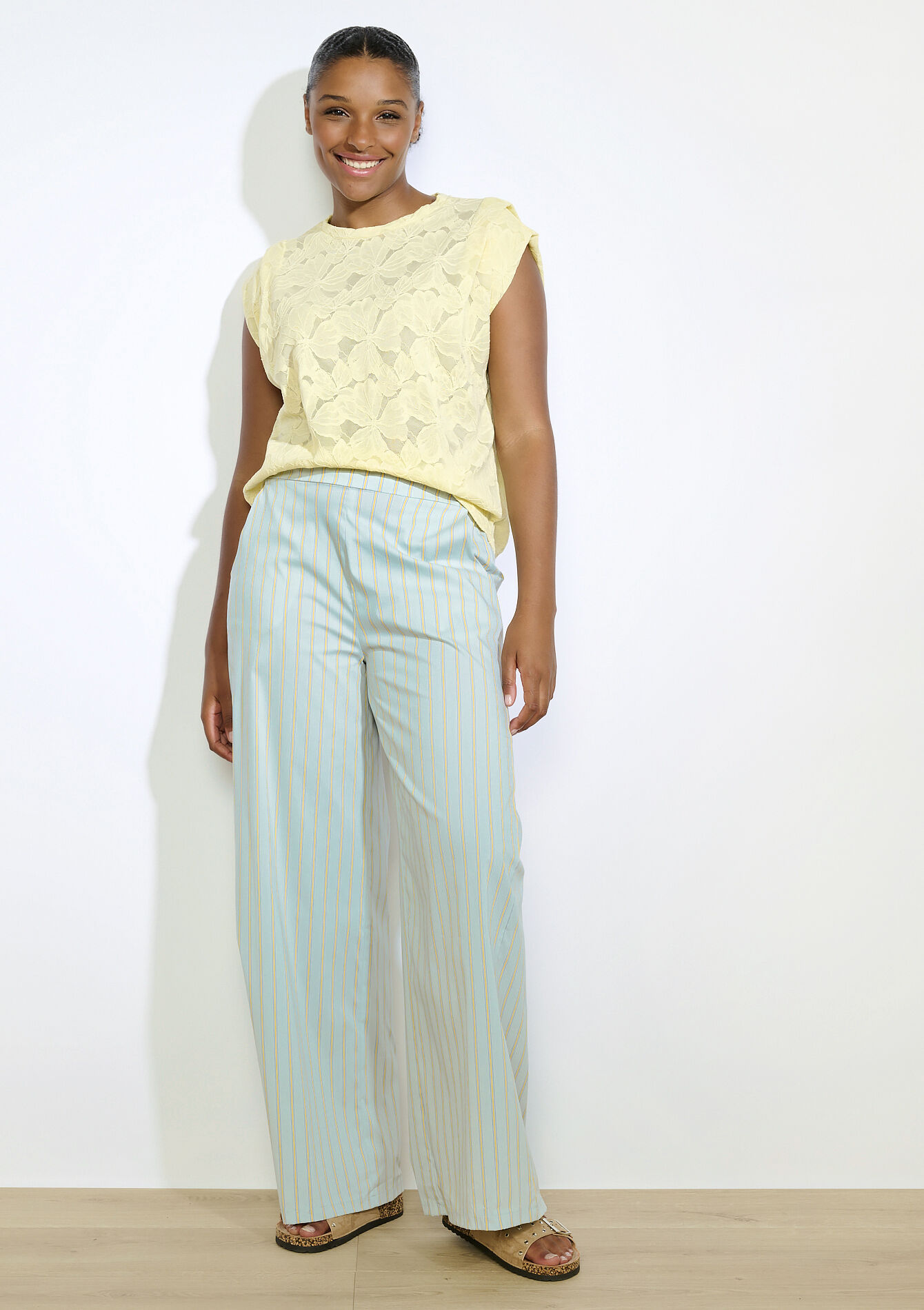 Kanten top met bloemen, Kanten top met bloemen - YELLOW PASTEL - 02200521