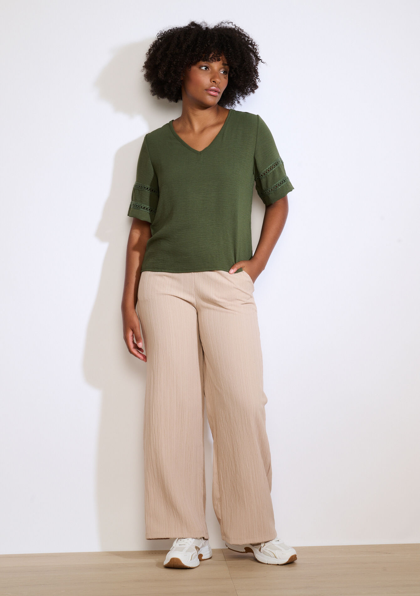 Blouse with eyelet sleeves, Blouse with eyelet sleeves - KHAKI MED - 05702919_4327