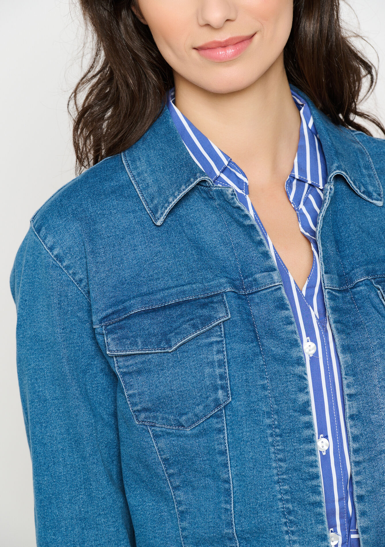 Korte denim jas - MEDIUM BLUE - 09100983_0500