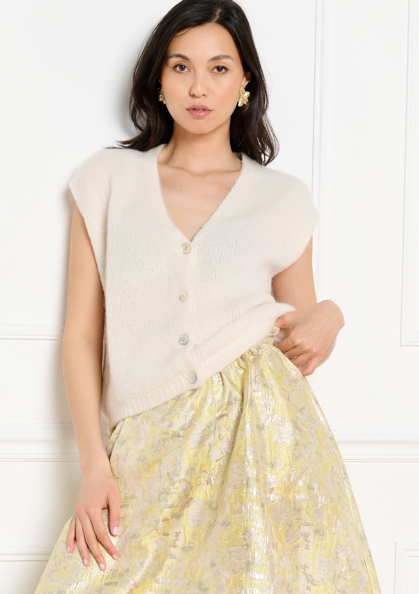 Sleeveless knit cardigan - VANILLA WHITE - 04101456_1013