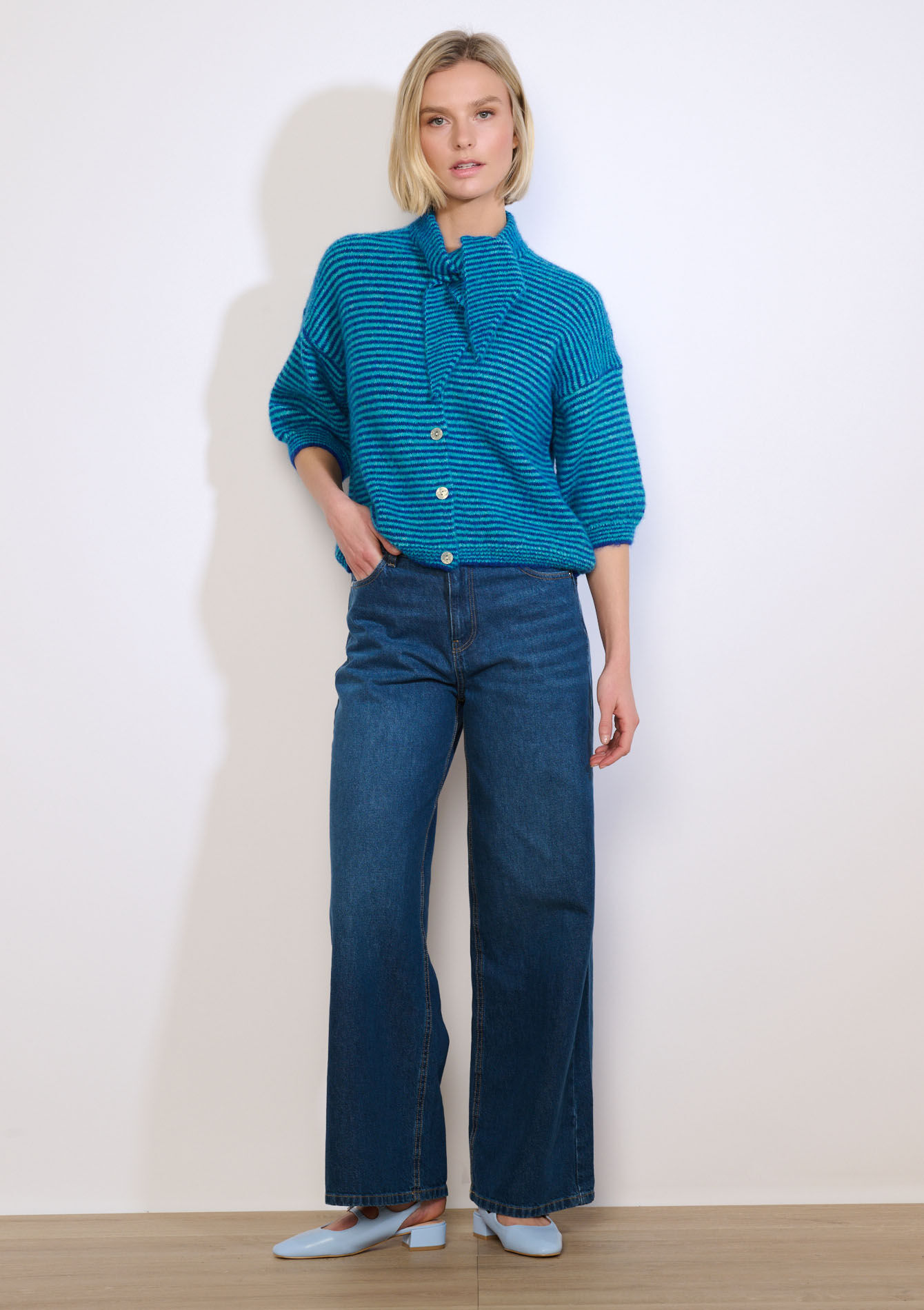 Gestreept vest met strikkraag, Gestreept vest met strikkraag - BLUE COBALT - 04101450_2925