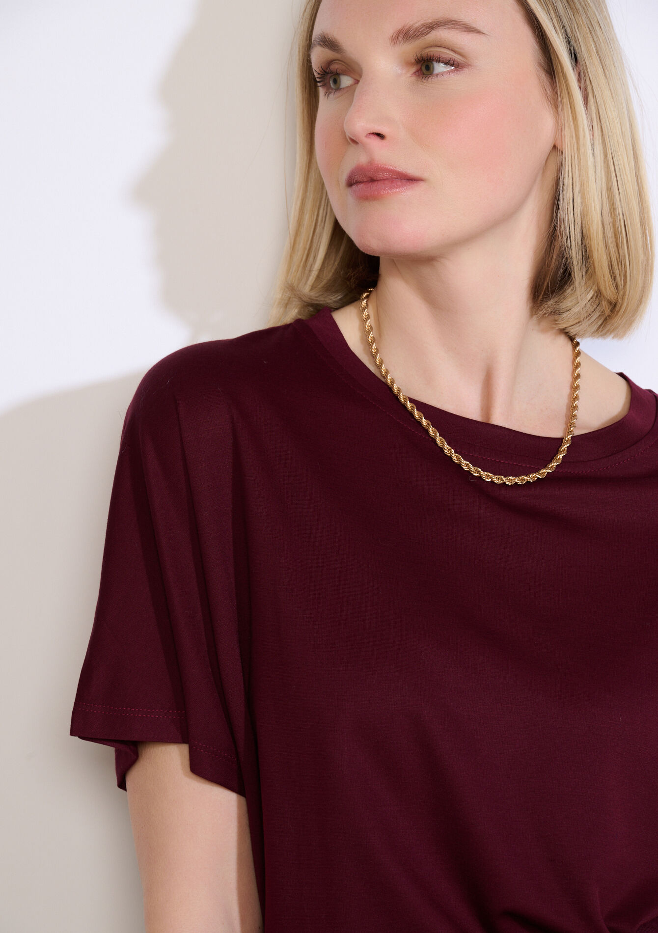 Losvallend T-shirt met korte mouw, Losvallend T-shirt met korte mouw - AUBERGINE - 02301935_1537