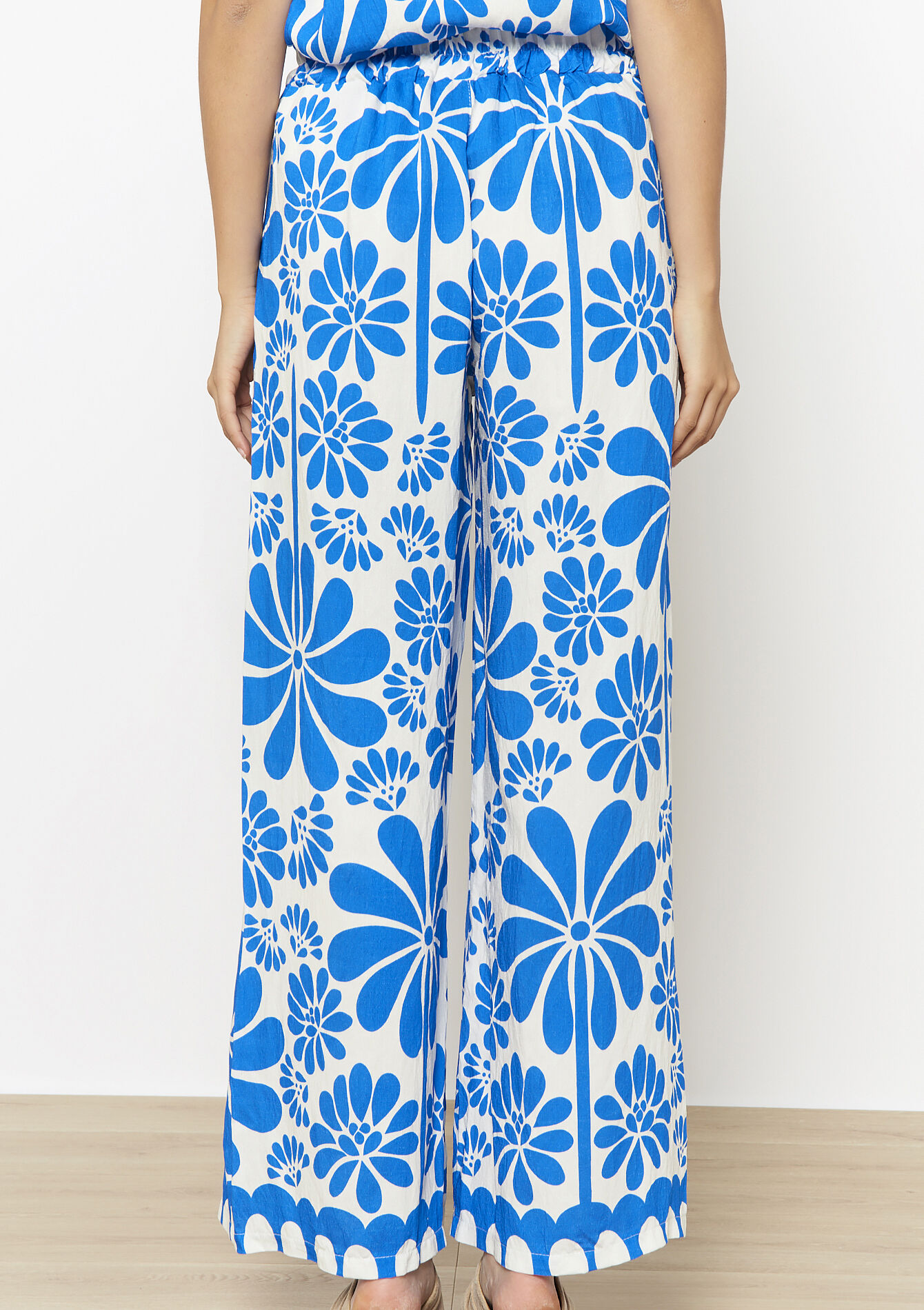 Wijde broek met bloemenprint - ELECTRIC BLUE - 06601001_1619