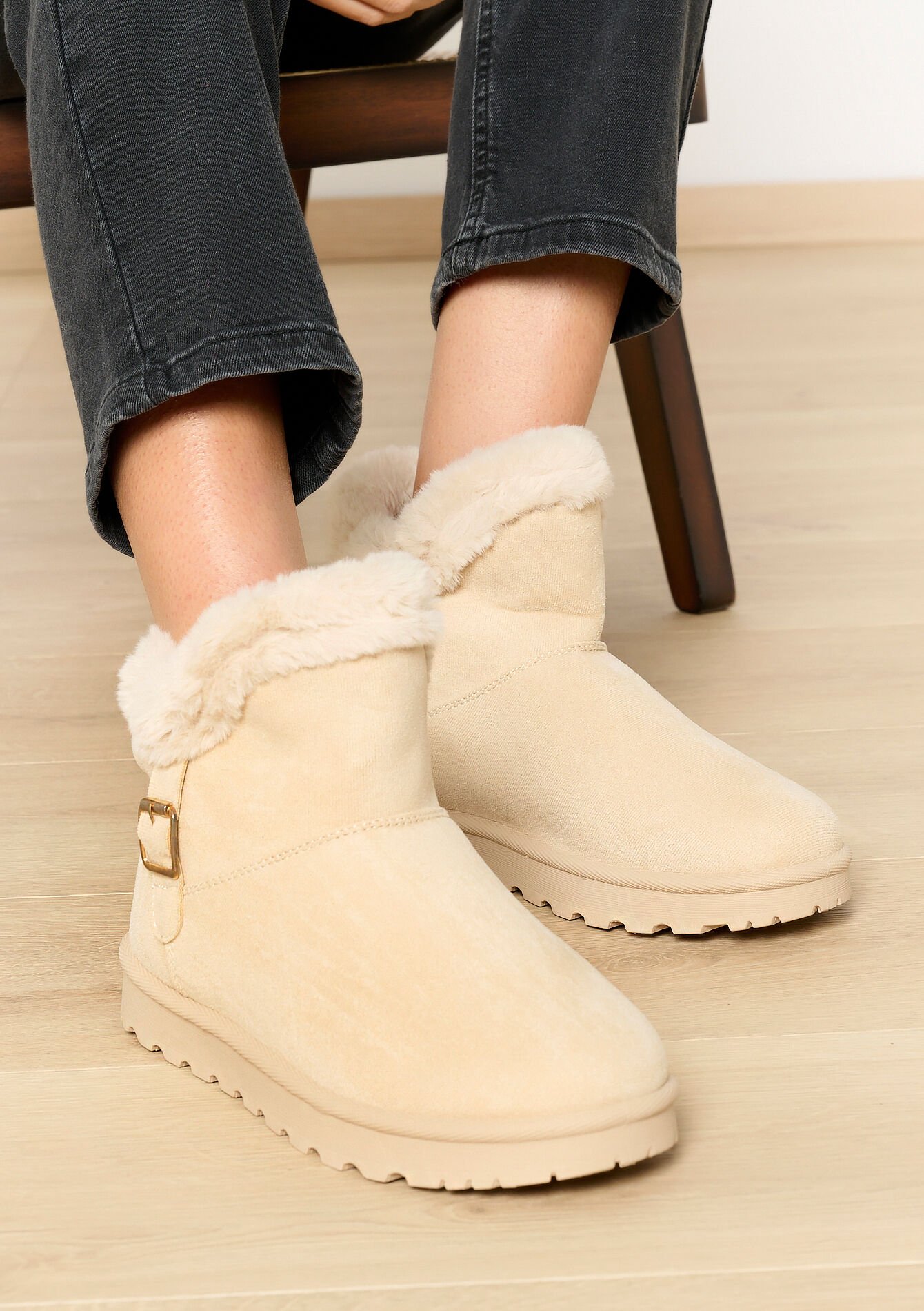 Enkellaarzen met fluffy voering, Enkellaarzen met fluffy voering - LT BEIGE - 1119549