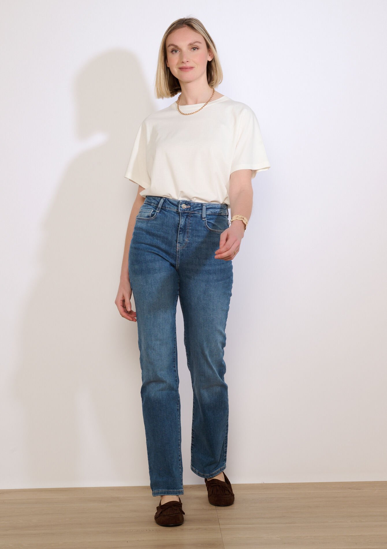 Rechte jeans met hoge taille - MEDIUM BLUE - 22000634_0500