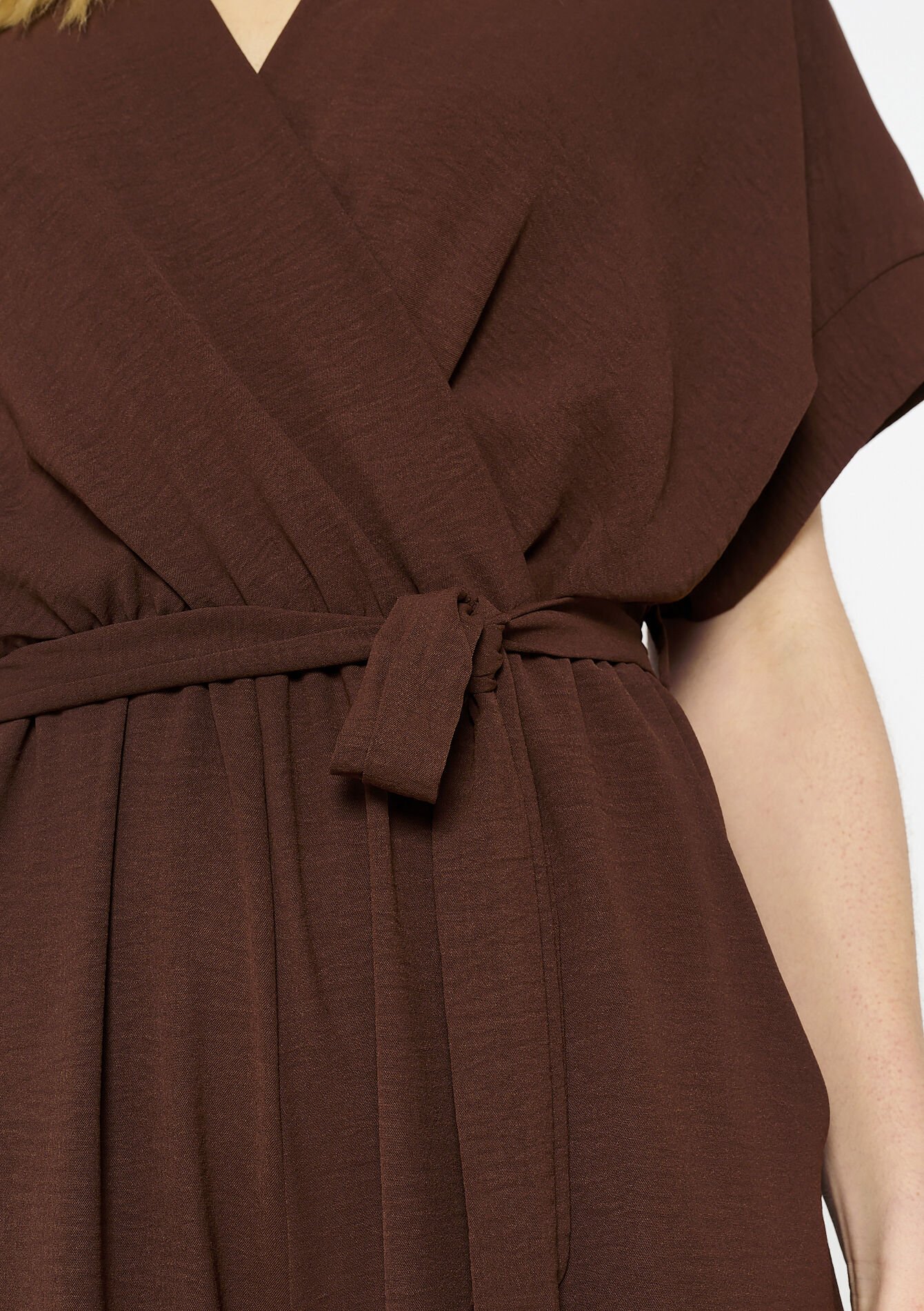 Vloeiende jumpsuit met ceintuur, Vloeiende jumpsuit met ceintuur - BROWN DARK CHOCOLATE - 1127947