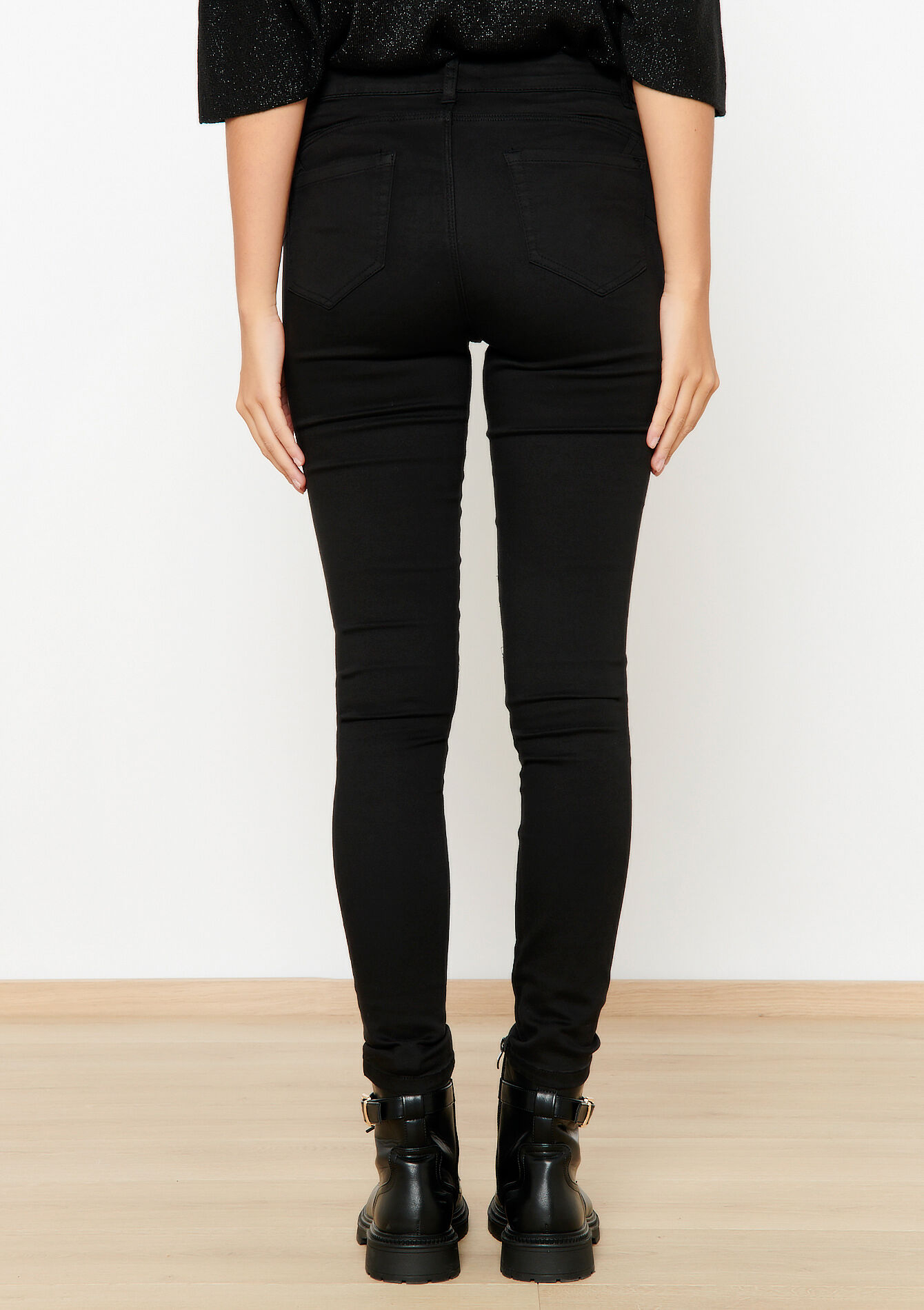 Skinny trousers with push-up, Skinny trousers with push-up - BLACK - 06004402_1119