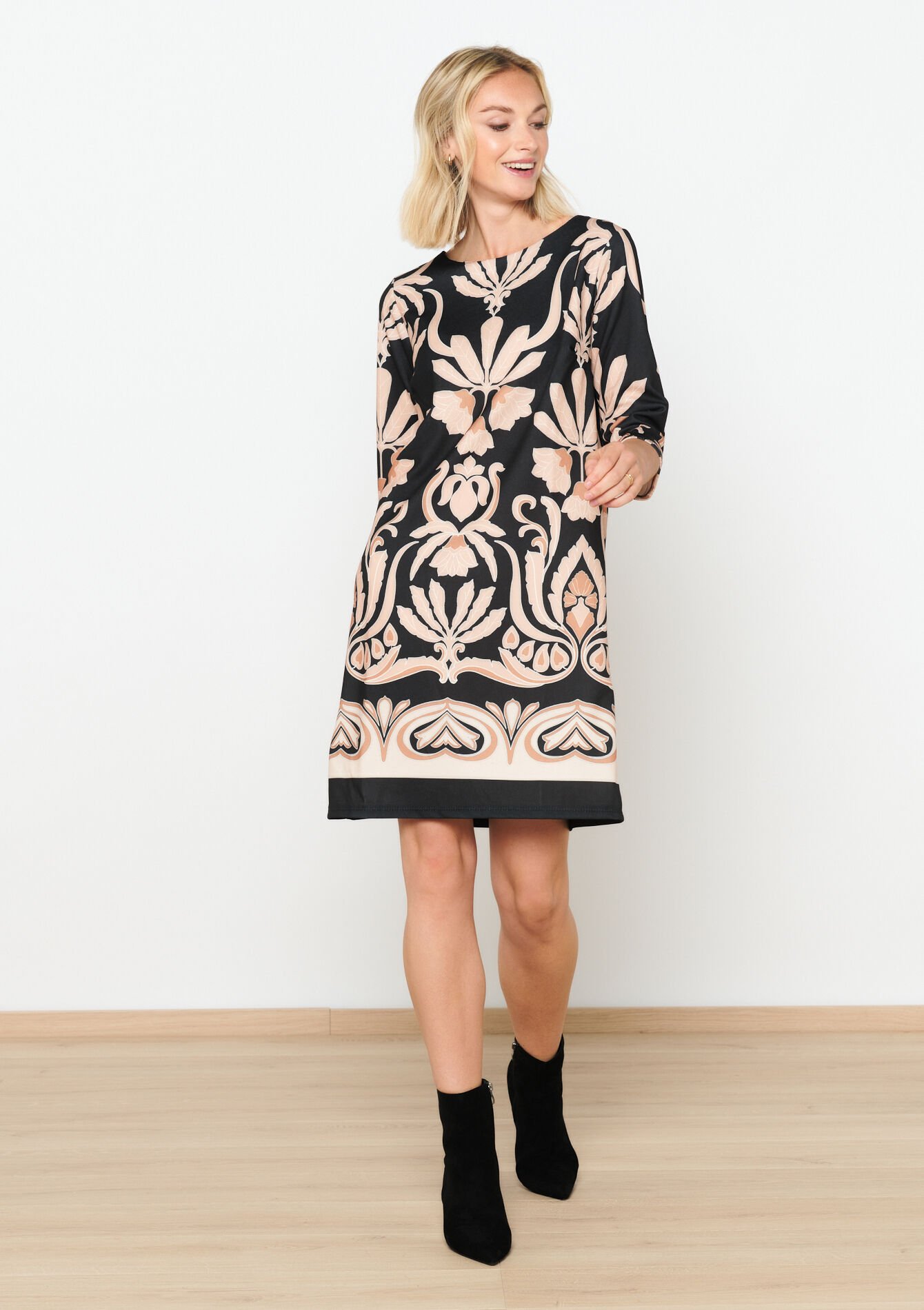 Rechte jurk met print, Rechte jurk met print - BLACK - 08103452_1119