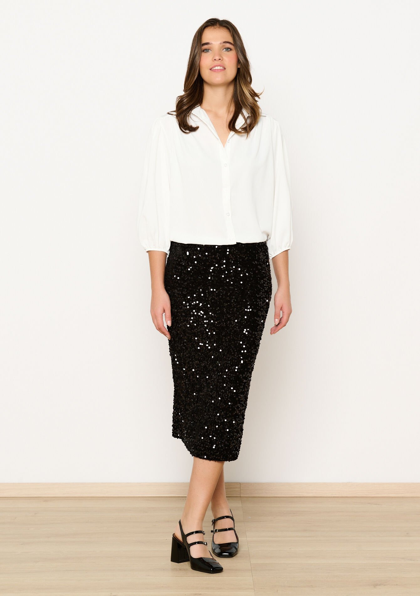 Jupe mi-longue avec sequins, Jupe mi-longue avec sequins - BLACK - 07101253_1119