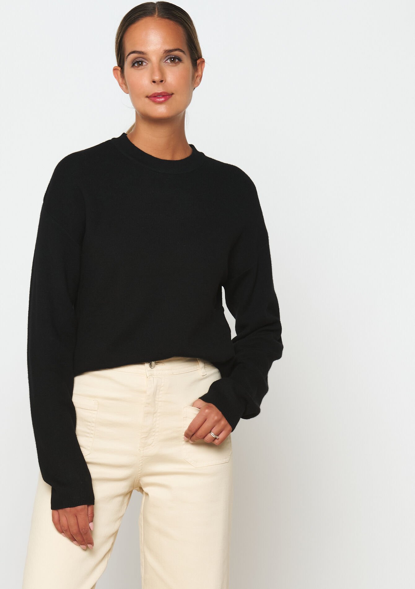 Pullover with round neck, Pullover with round neck - BLACK BEAUTY - 04006513_2600