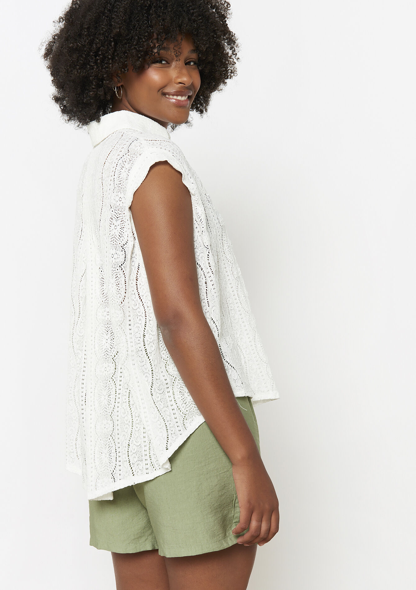 Mouwloze broderietop, Mouwloze broderietop - OFFWHITE - 02200502