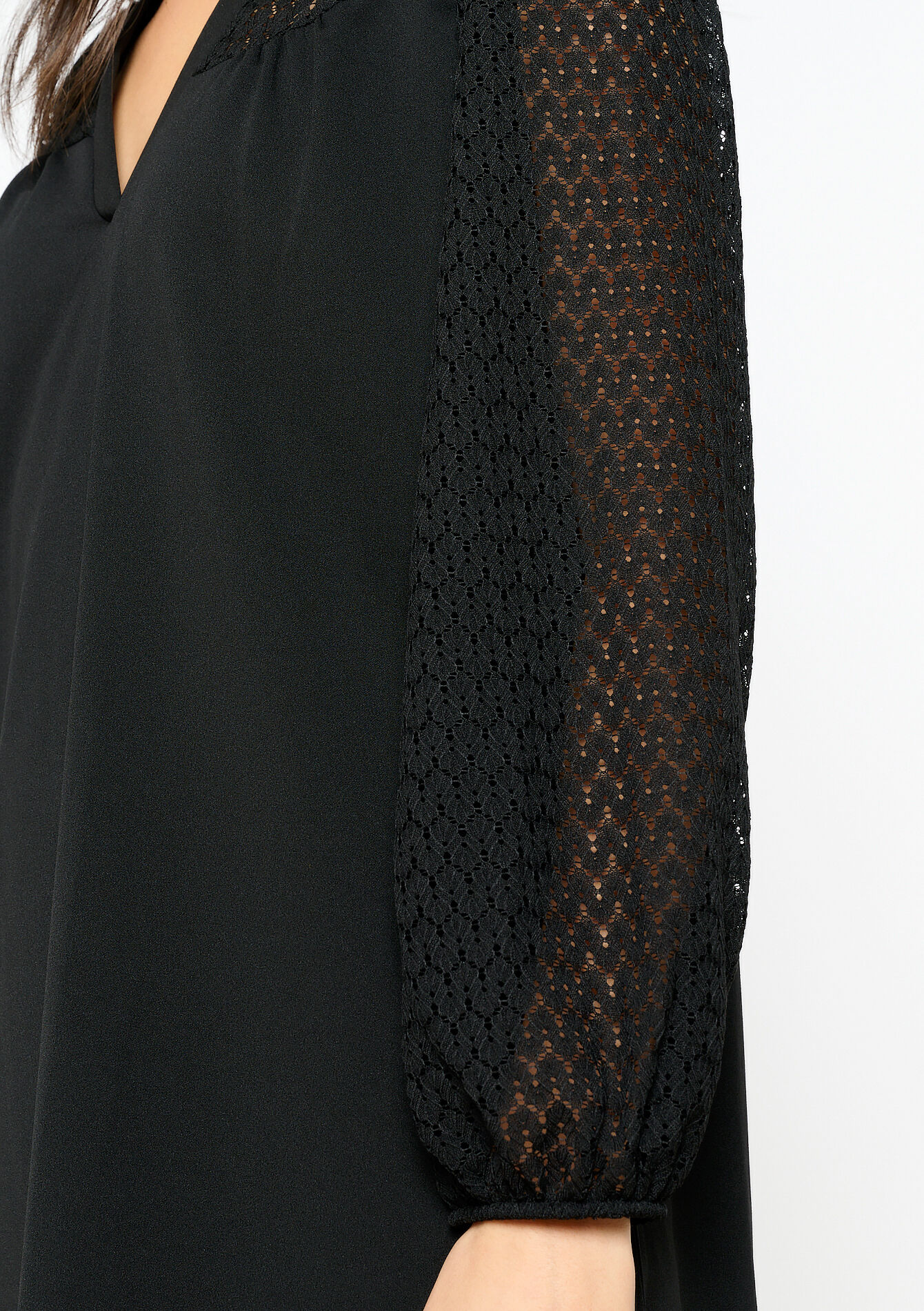 Robe droite avec manches en dentelle, Robe droite avec manches en dentelle - BLACK - 08103448
