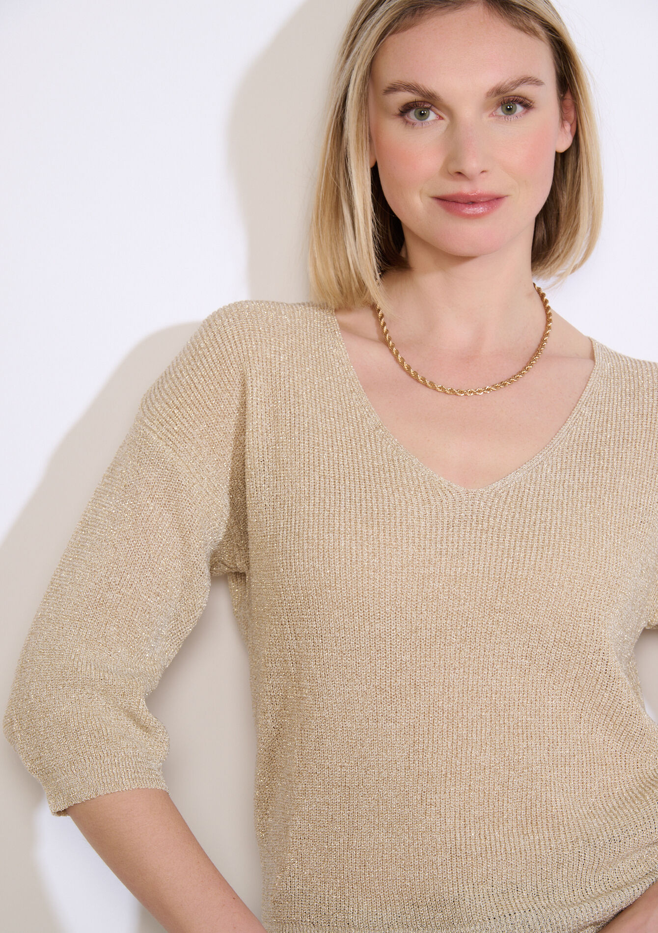 Lurex trui met v-hals - CHAMPAGNE SAND - 04007208_4007