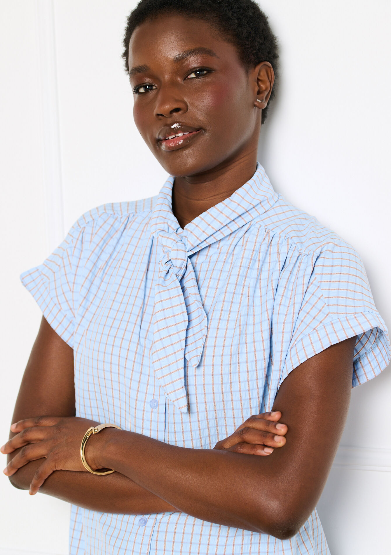 Blouse met strikhals - BLUE PASTEL - 05703073_3003