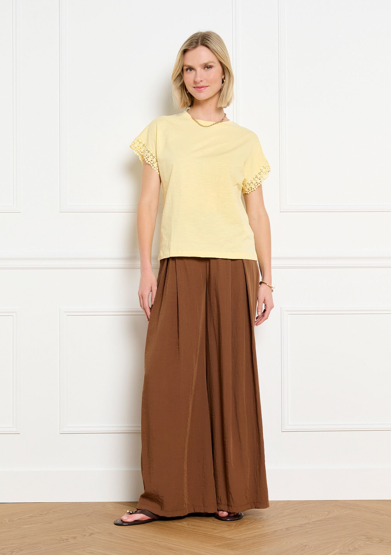 T-shirt met kanten mouwen - YELLOW PASTEL - 02301939_5004