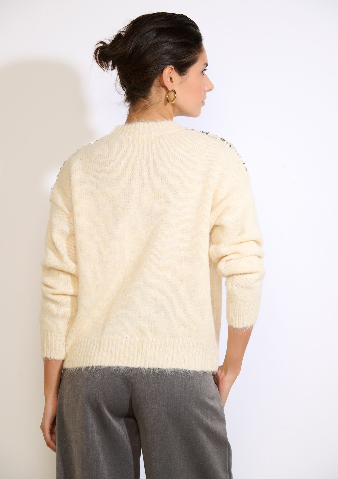 Zachte trui met pailletten - ECRU PEACH - 04007129_2564