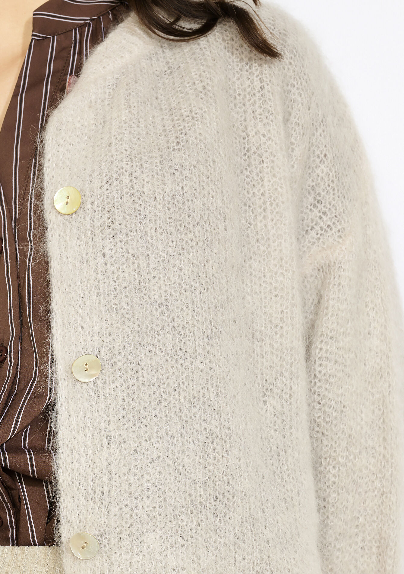 Zachte cardigan met parelknopen - BEIGE CHINE - 04101368_4025