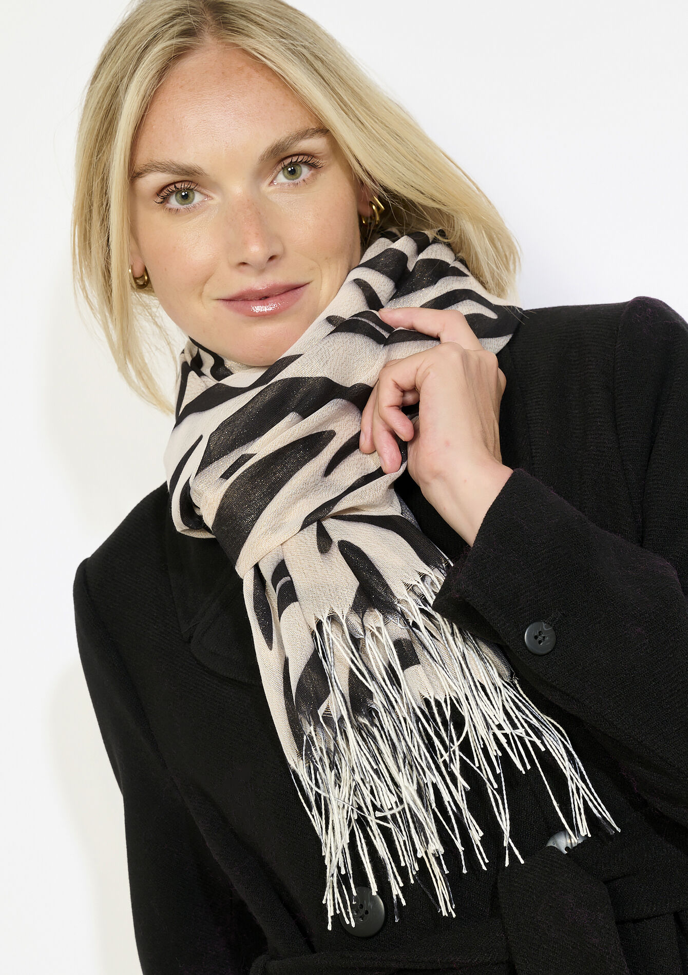 Zebra sjaal met franjes, Zebra sjaal met franjes - BLACK - 17101353_1119