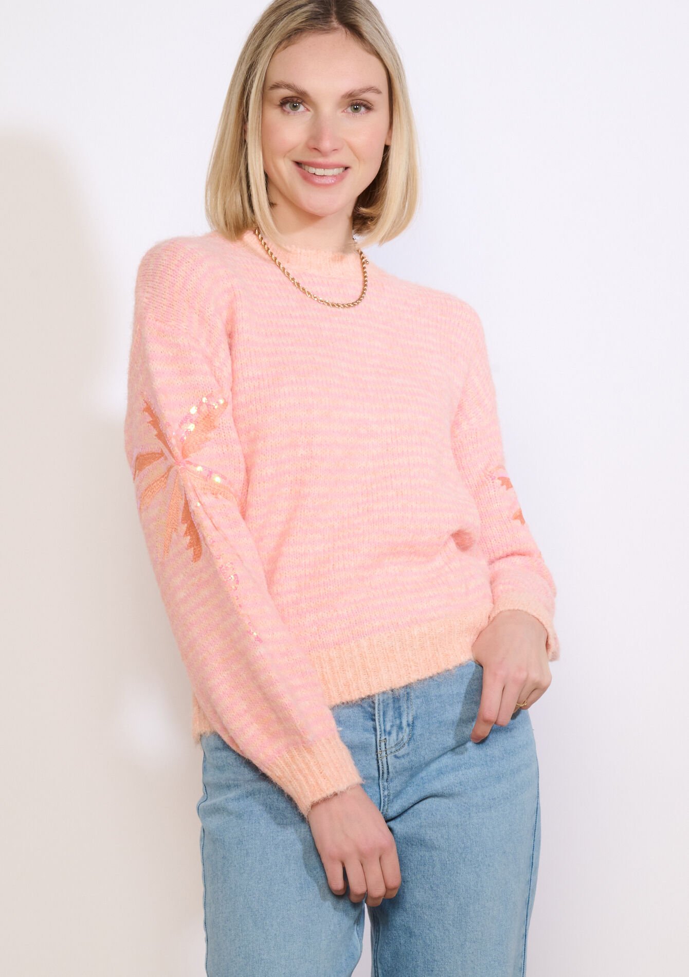 Pull brodé doux et texturé - CORAL BRIGHT - 04007168