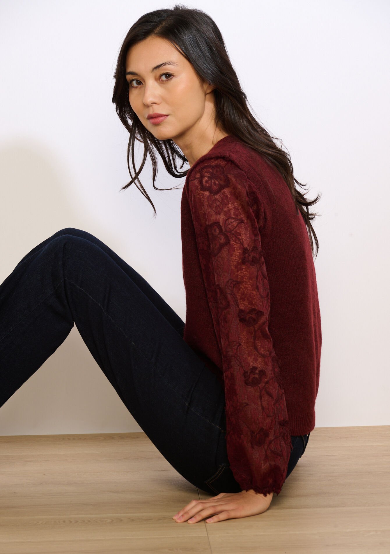 V-neck pullover with lace sleeves, , back